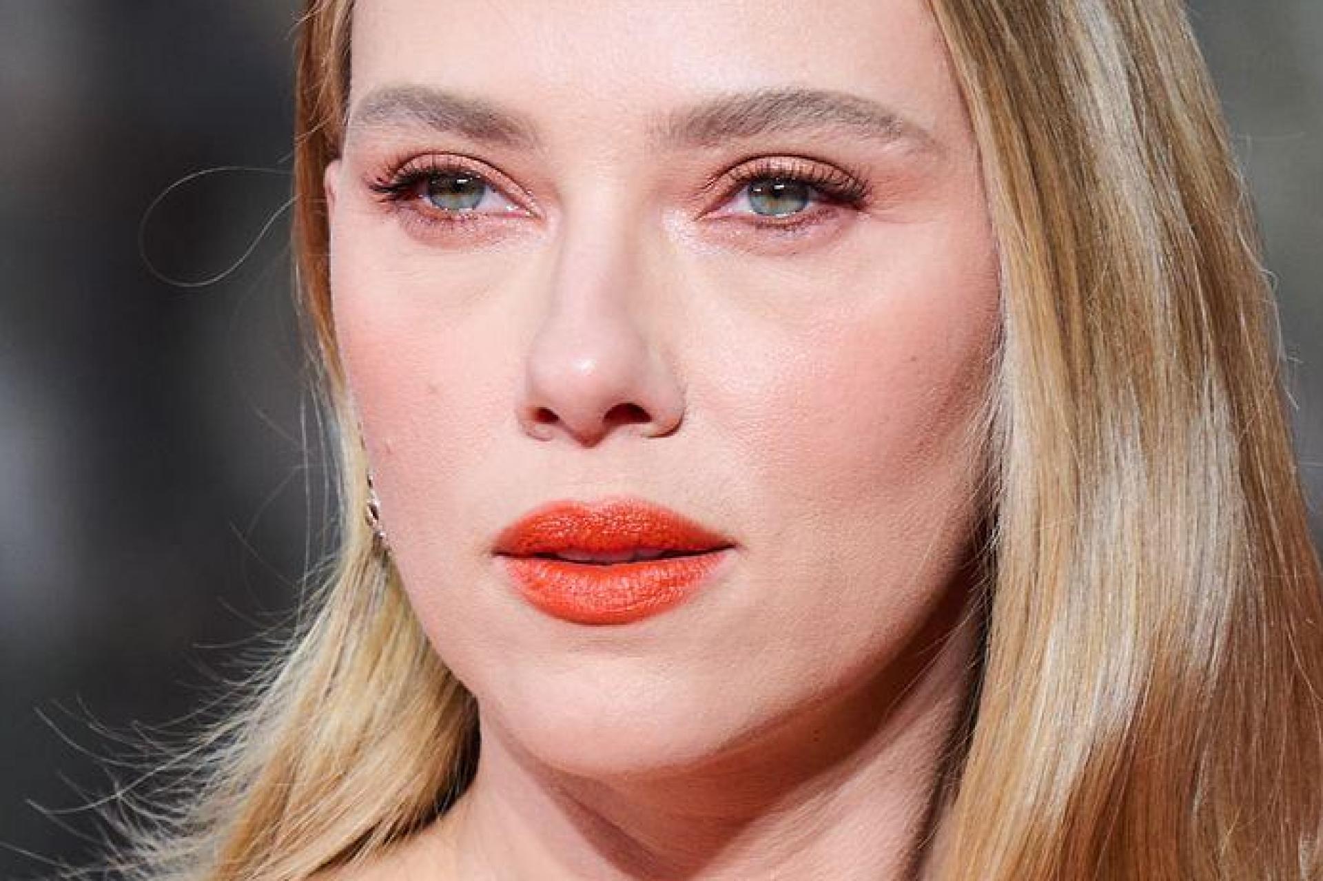 Scarlett Johansson lässt sich auf einen Gruselstoff ein. (Archivbild)  (Bild: Annette Riedl/dpa)