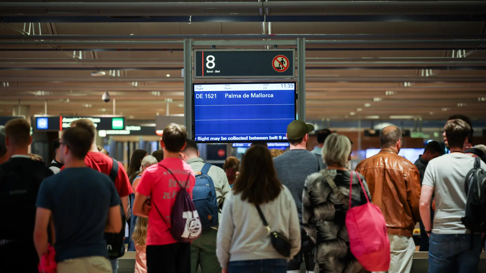 Die Starts und Landungen auf dem Flughafen von Palma de Mallorca wurden vorübergehend eingestellt. (Bild: Christian Charisius)