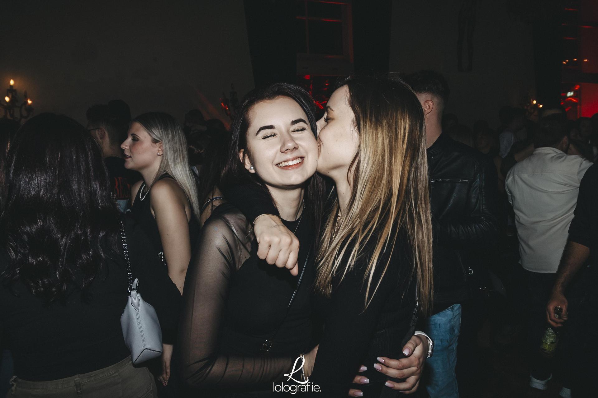 90s-Party im Casino in Amberg. (Bild: Leonie Hartung)