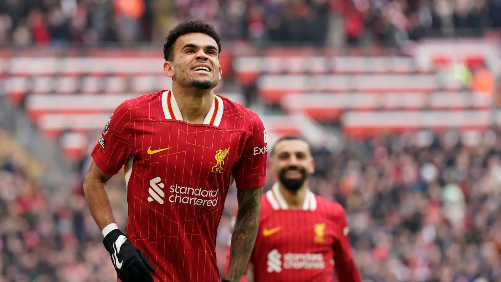Luis Díaz schon in Rot, aber noch im Trikot des Liverpool FC. (Bild: Andrew Yates/CSM via ZUMA Press Wire/dpa)