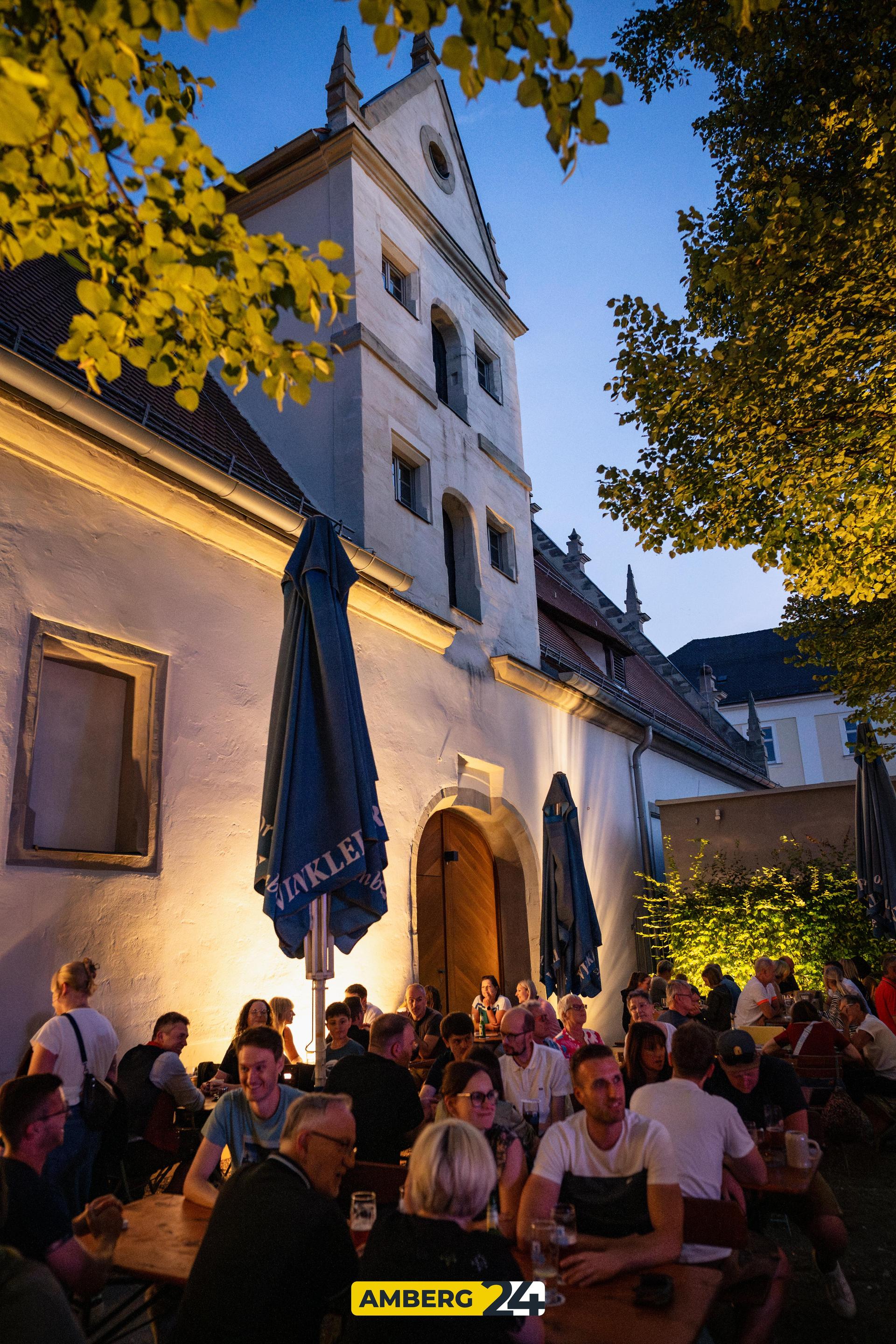 Die besten Bilder vom Brassfestival am Freitag beim Winklerbräu in Amberg. (Bild: Justus Gregor)