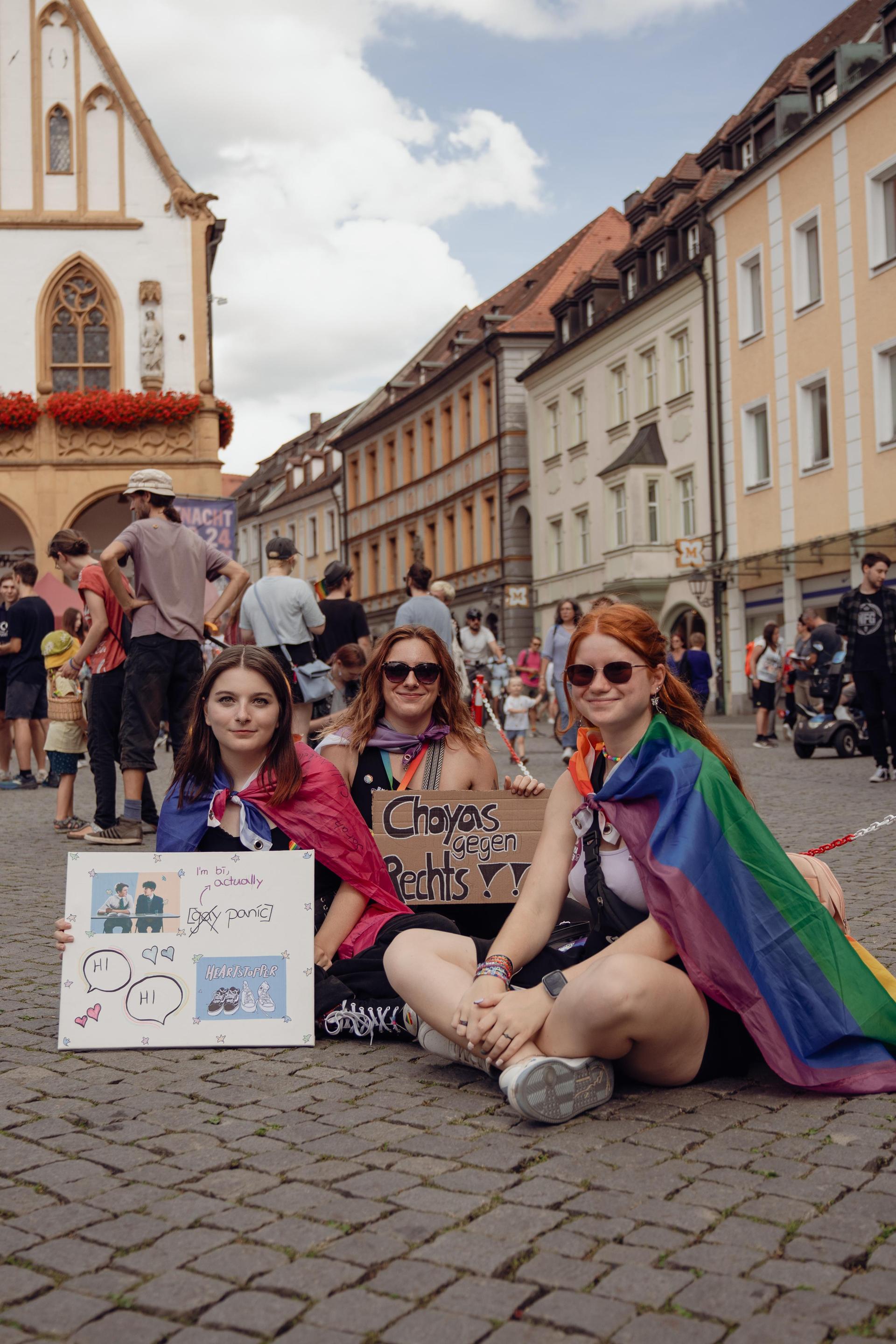 Das war beim Amberger CSD-Demozug am Samstag los. (Bild: Ria Schmidt)