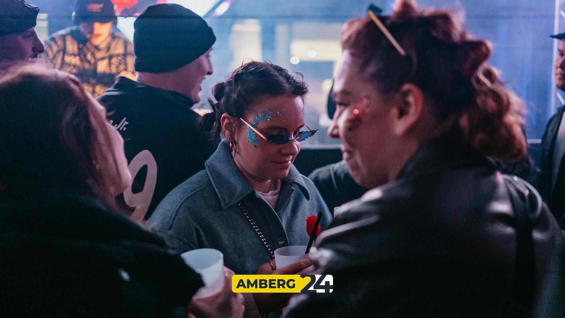 Wie die Hexennacht in den Drei Höfen gefeiert wurde, zeigen die Bilder von Fotograf Mario. (Bild: Mario Donhauser)