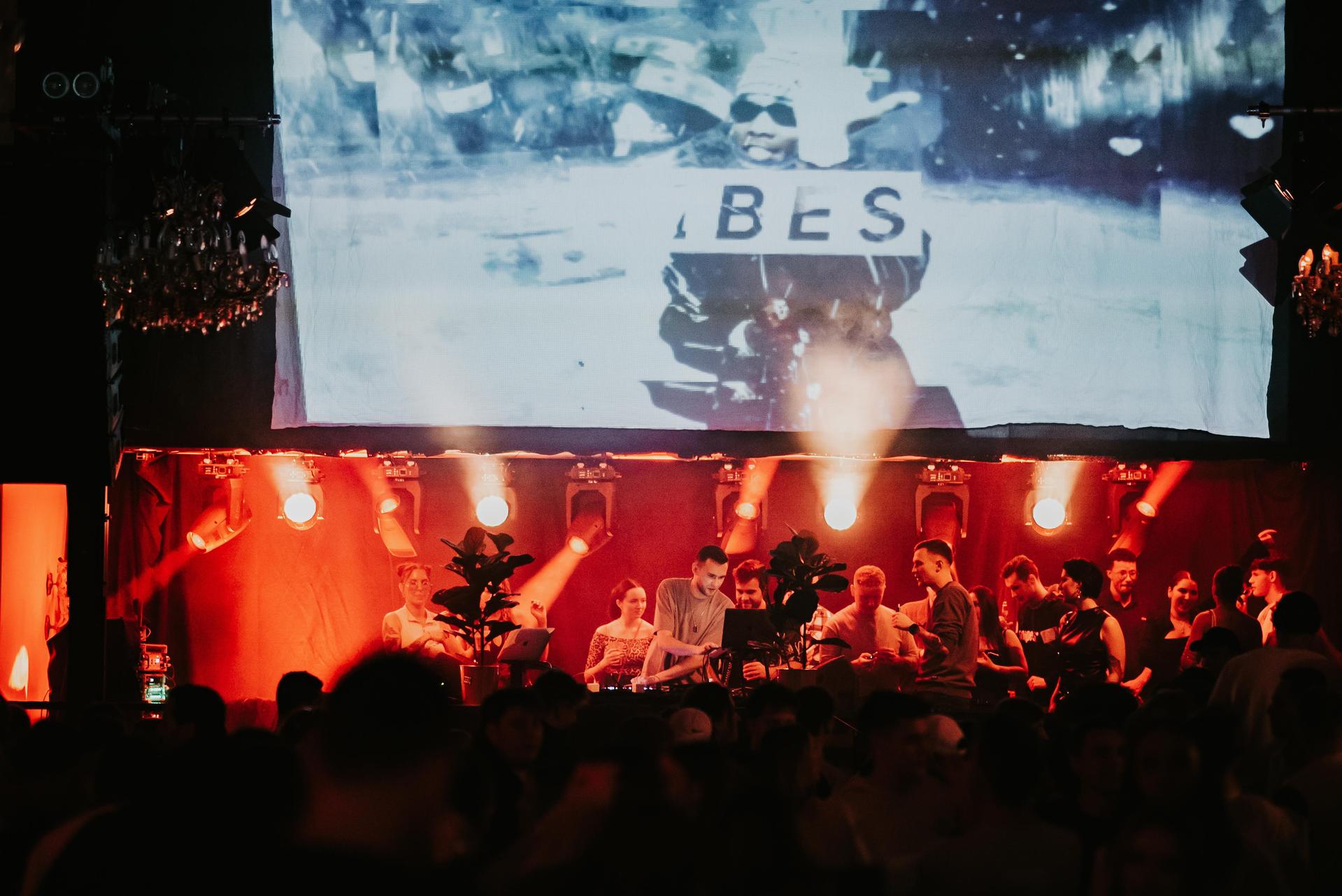 Vibes diesmal schon am Freitag, was der Stimmung keinen Abriss getan hat.  (Bild: Mario Donhauser)