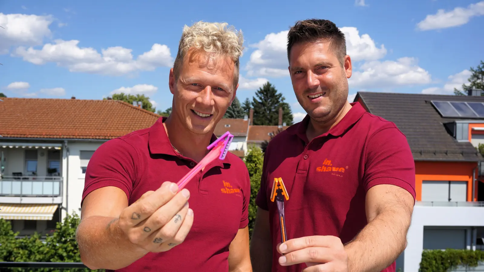 Dominik Greiler (links) und Christoph Micko entwickeln einen Rasierer für die Haare zwischen den Pobacken. (Bild: jut)