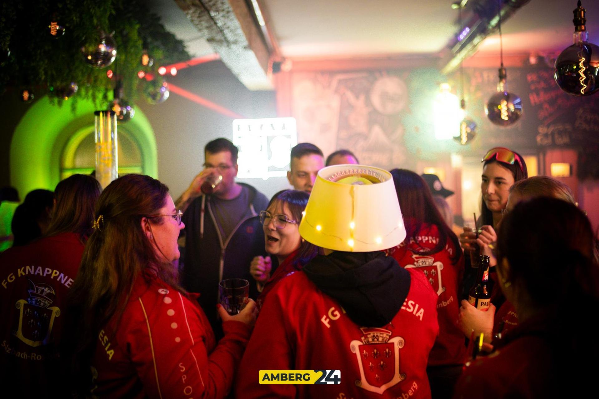 Im „Herzog” in Sulzbach-Rosenberg stieg am Samstag der Hausfasching.  (Bild: Julia Bär)