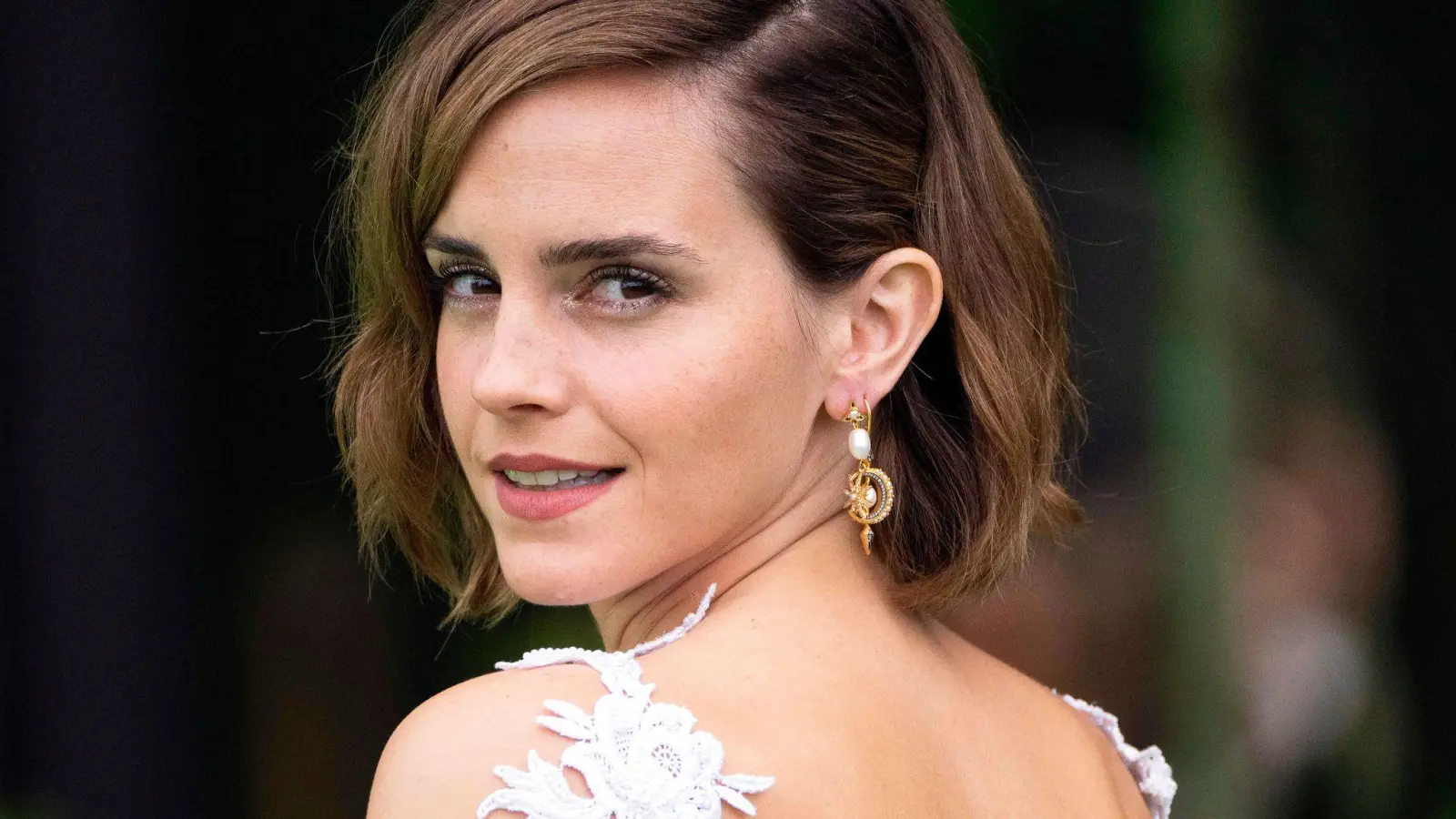 Schauspielerin Emma Watson darf ein halbes Jahr lang nicht selbst Auto fahren. (Archivbild) (Bild: Scott Garfitt/AP/dpa)