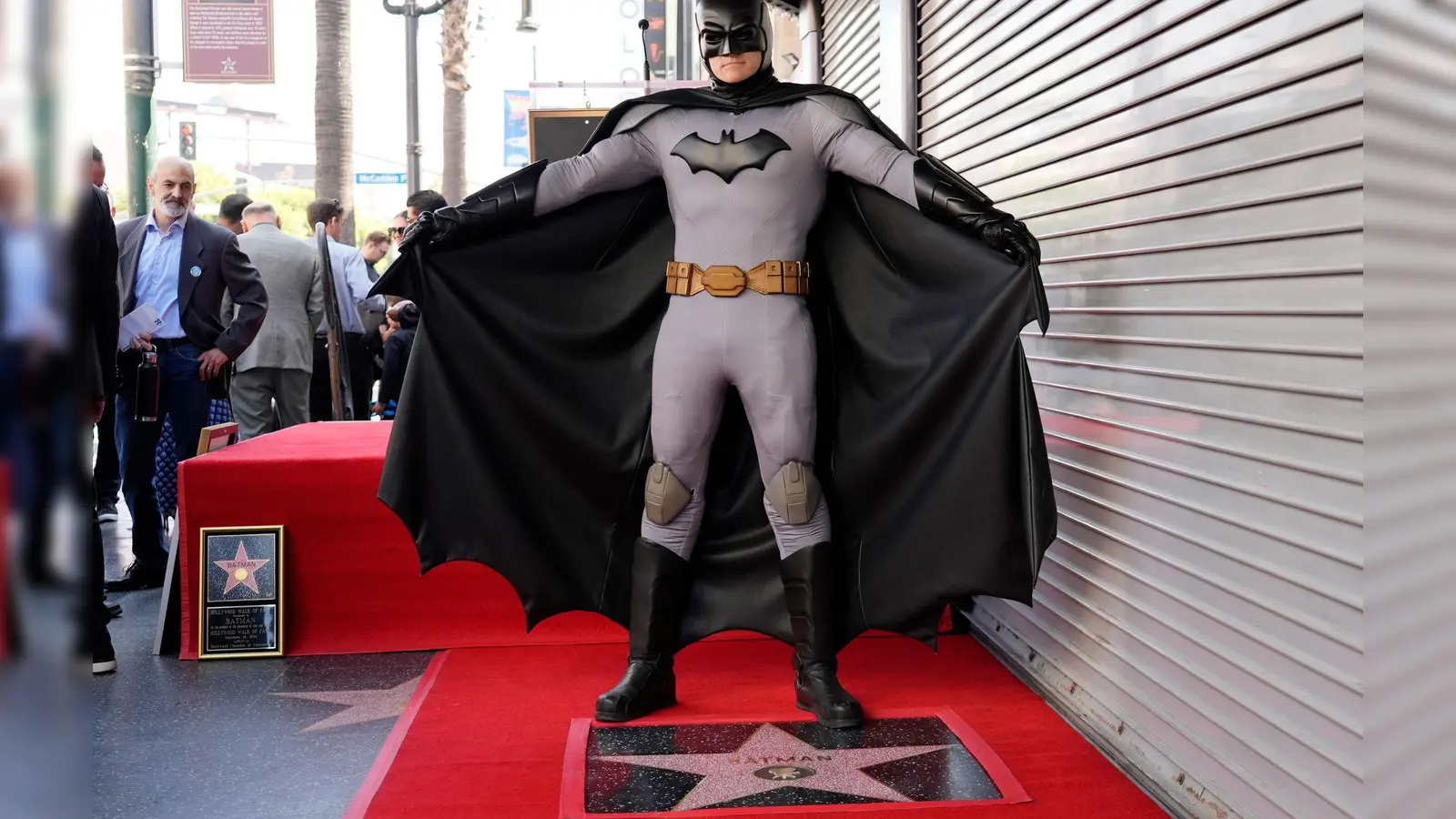 Mit Batman wurde erstmals ein Superheld auf dem Walk of Fame verewigt (Bild: Chris Pizzello/Invision/AP)