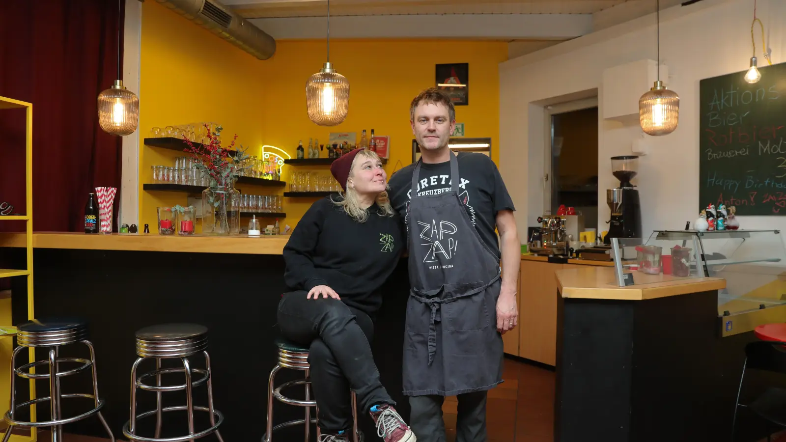 Cindy Michel und Mario Albert eröffnen am 10. Januar die Pizzeria „Zapzap”.  (Bild: Wolfgang Steinbacher)