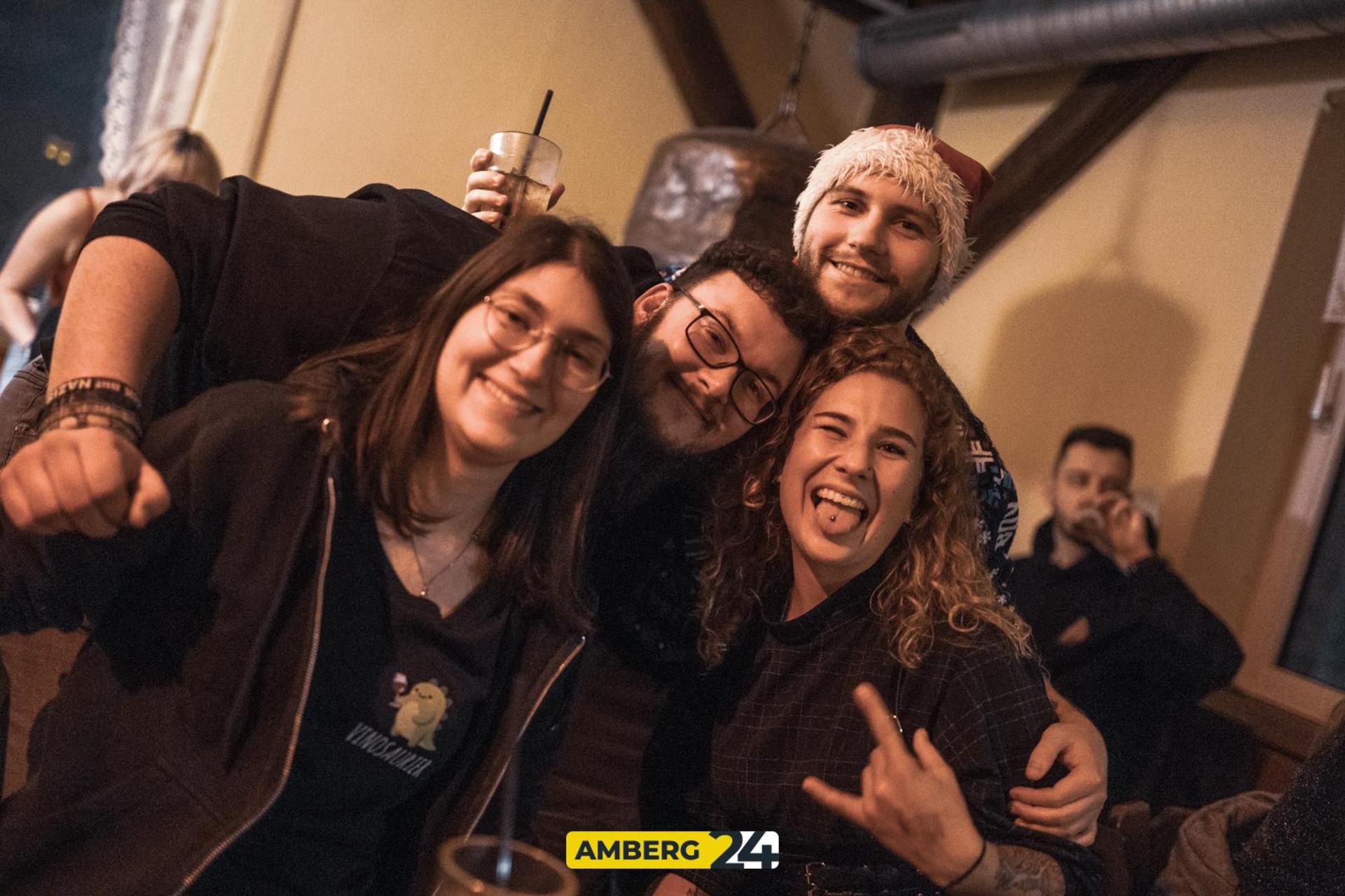 Ihr habt im Happy Rock an Weihnachten gefeiert und wir haben die Fotos. ☺ (Bild: Julia Bär)