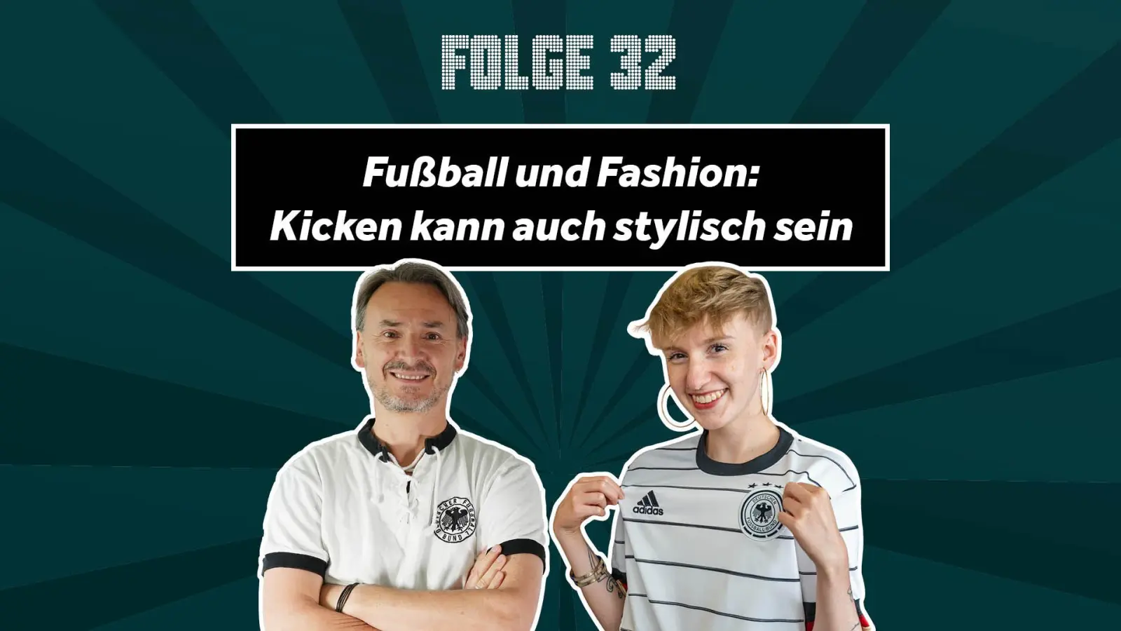 In Folge 32 geht es ausnahmsweise mal nicht ums Kicken, sondern um Mode. Isabell-Katrin Diehl und Stefan Puhane diskutieren darüber, welche EM-Nation das stylischste Trikot besitzt und ob die Oberbekleidung der Fußballer auch alltagstauglich ist.  (Bild: Marina Gube)