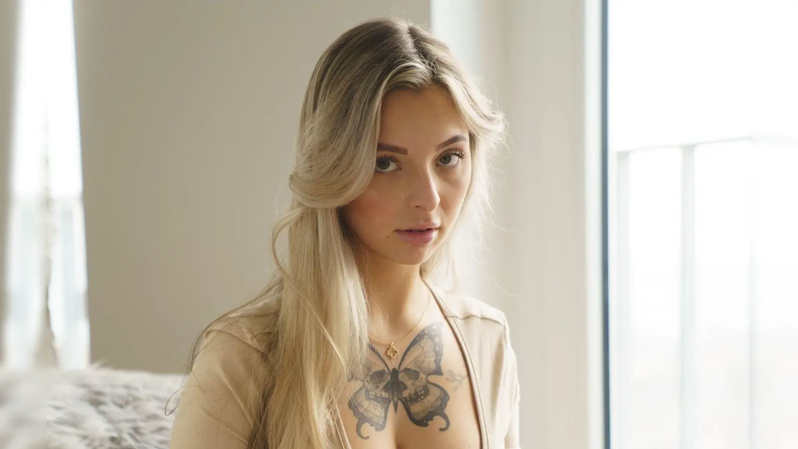 Content Creatorin Leonie verführt die Männer bei Temptation Island. (Bild: Olli Mieskes )