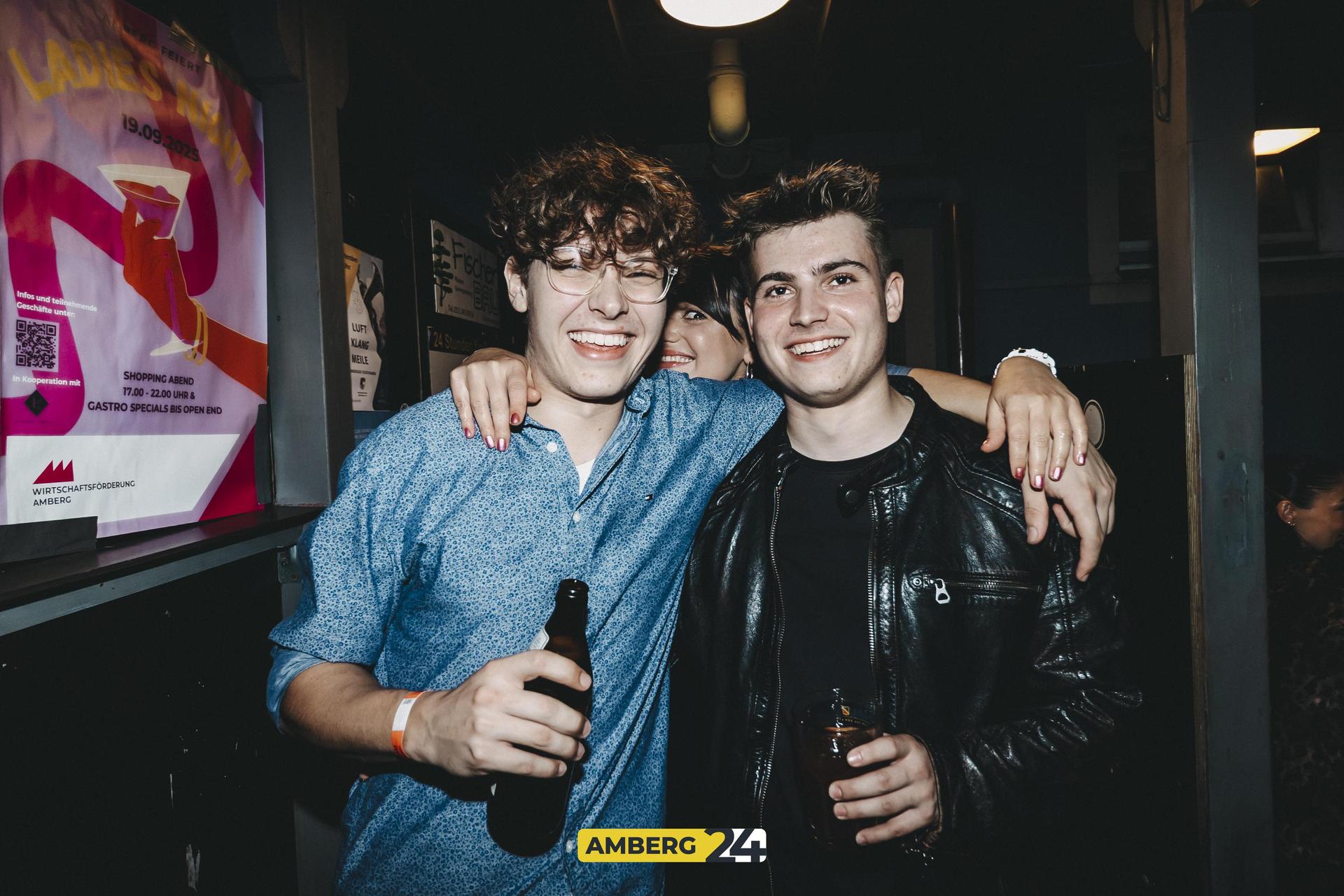 Amberg tanzt im Blauen Haus 2025! (Bild: Lolografie)