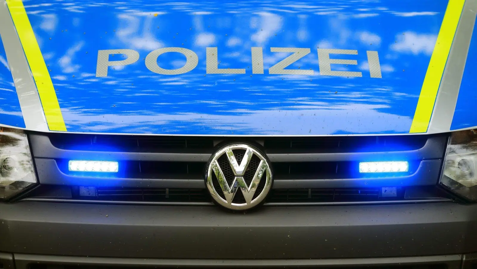 Die Drogenfahrt ist nicht der einzige Grund, warum die Amberger Polizei gegen einen 27-Jährigen ermittelt. (Symbolbild: Jens Wolf/dpa)
