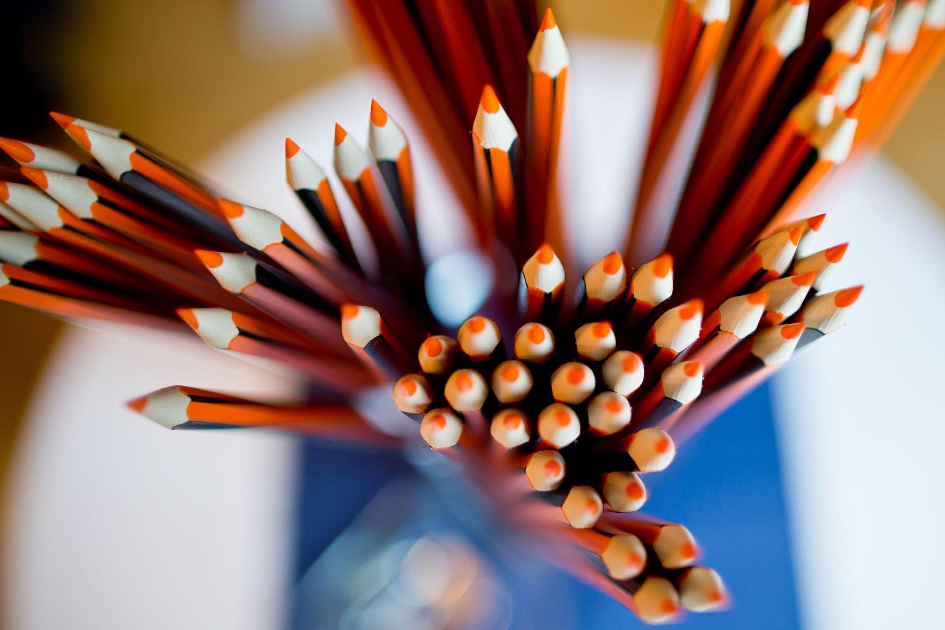 Der Schreibgerätehersteller Staedtler will Standorte schließen (Archivbild). (Bild: picture alliance / dpa)