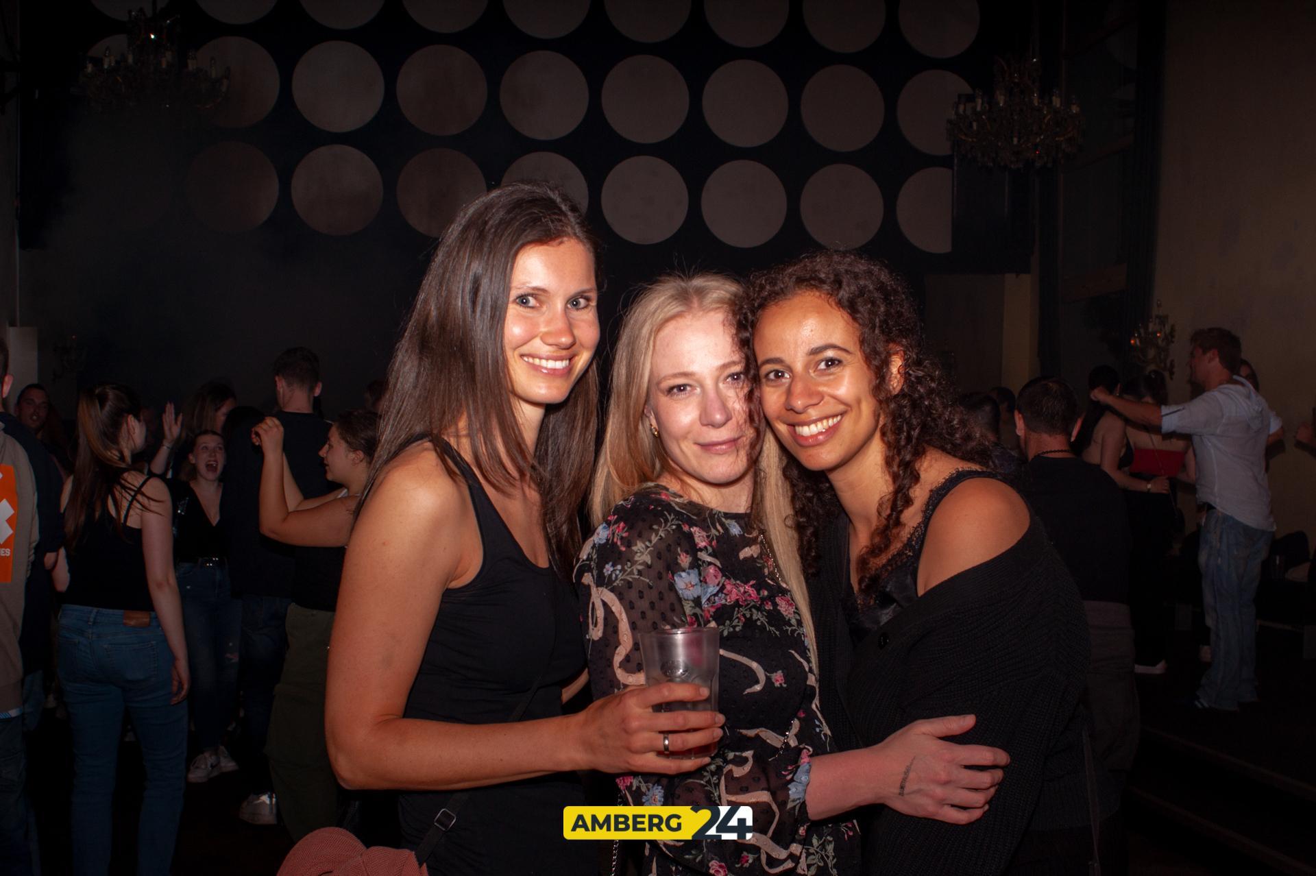 2000er im Casino: Die Fotos vom Sonntag (Bild: Dominik Mark)