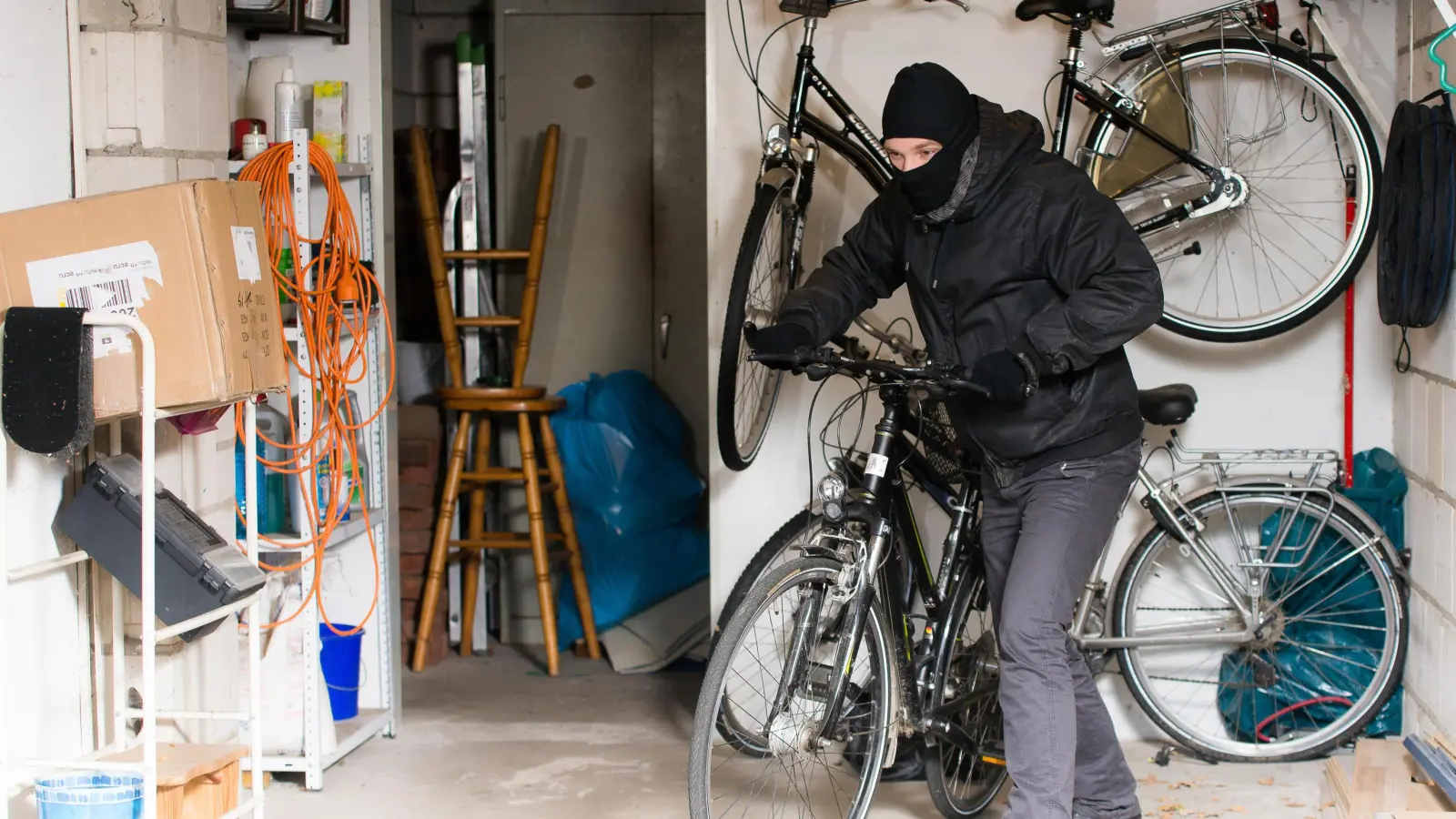 Nach einem Fahrraddiebstahl in Amberg müssen sich zwei Männer nun vor dem Gesetz verantworten. (Symbolbild: Petra Hartl)