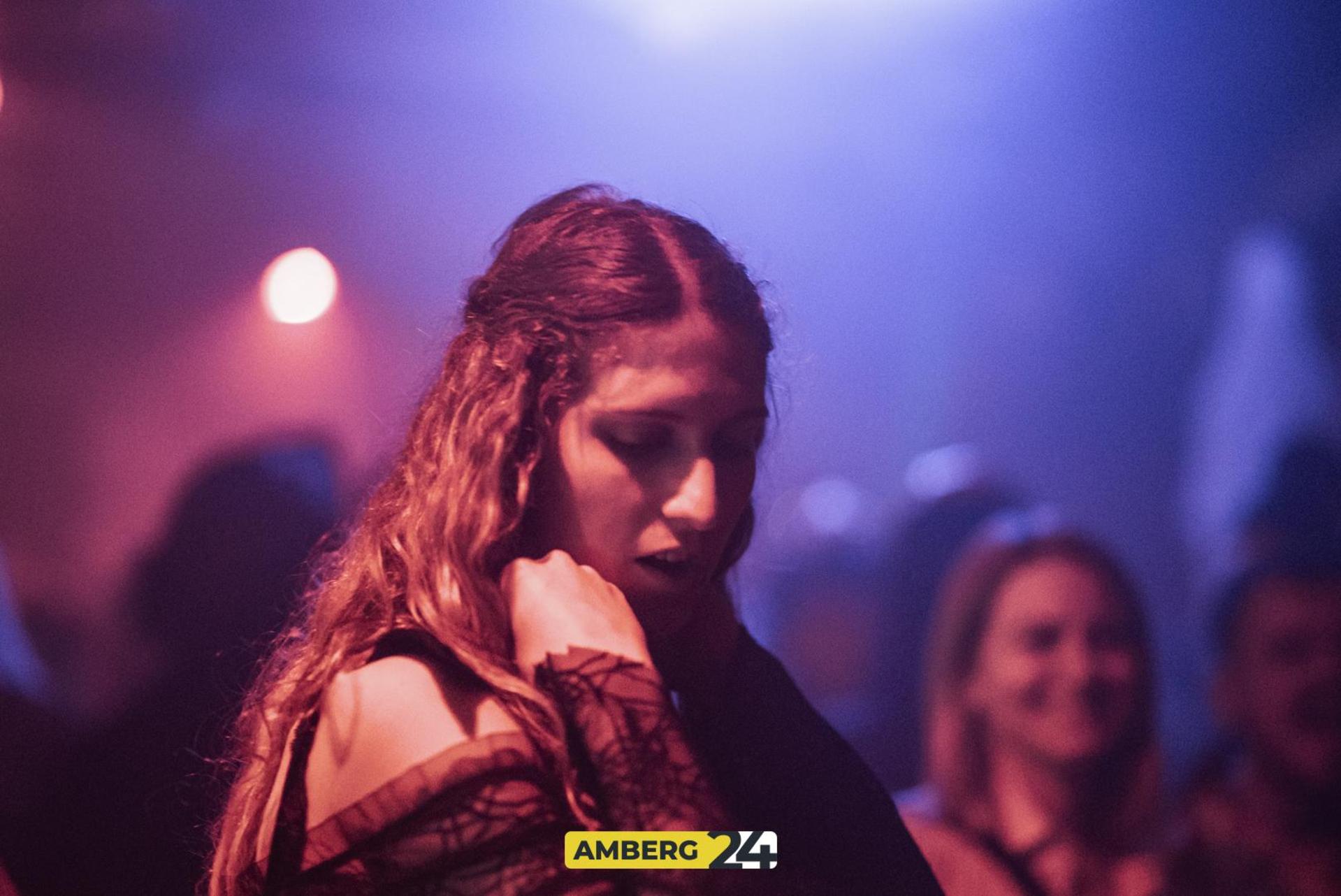 Saures auf die Ohren und eine spooky Atmo haben die Veranstalter der fetten Halloween-Party im Happy Rock versprochen. (Bild: Julia Bär)