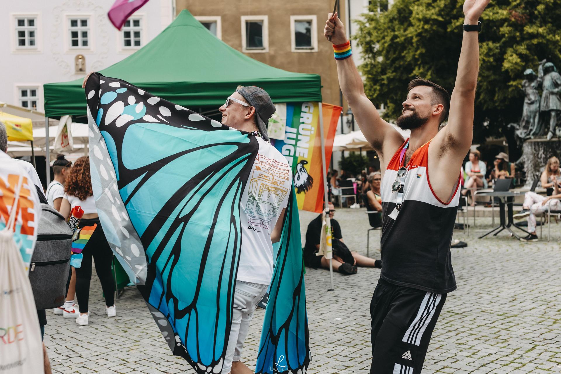 Die Bilder von der CSD-Parade 2023 in Amberg. (Bild: Leonie Hartung)