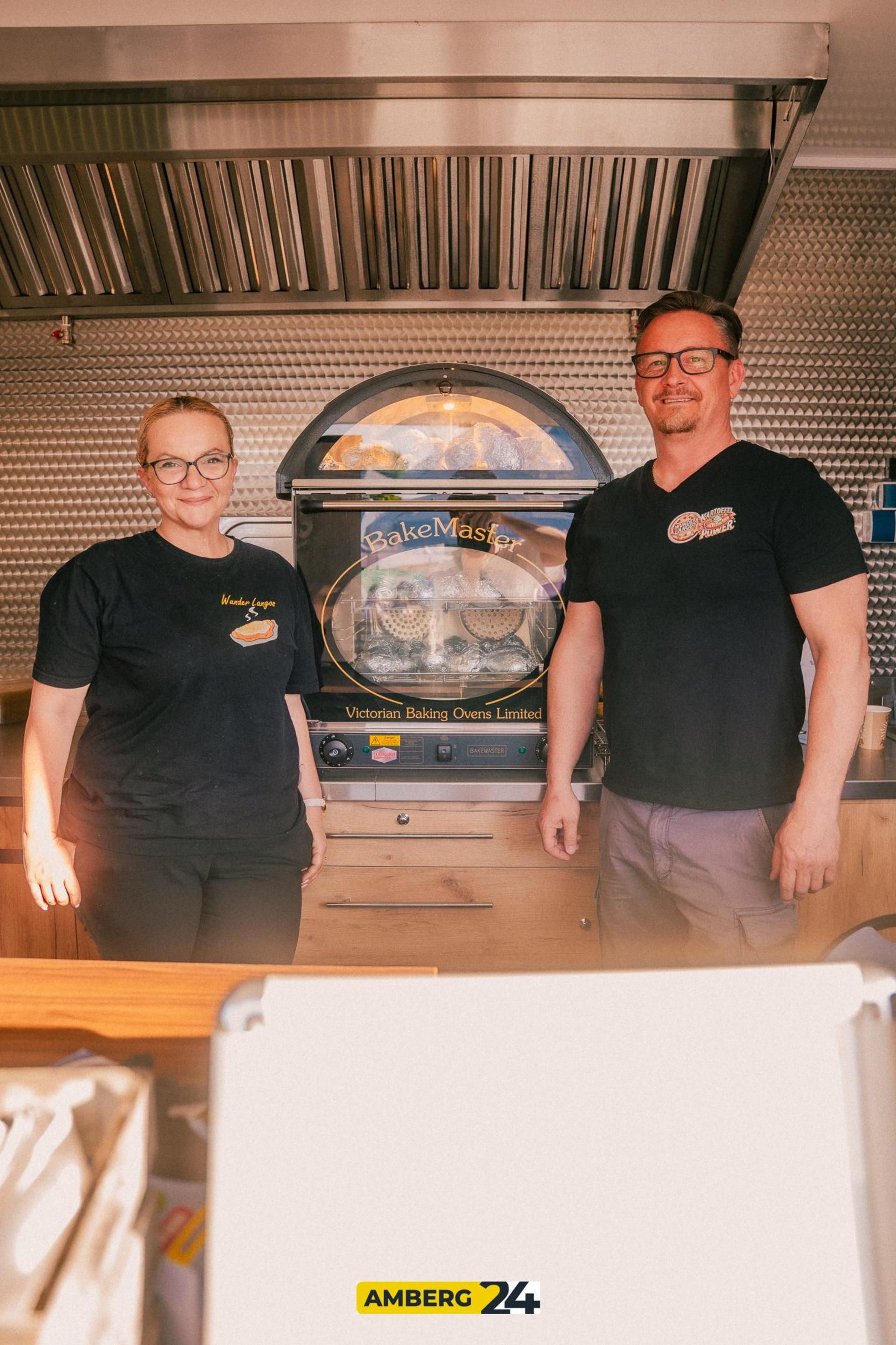 Auf dem Foodtruck-Festival in Amberg war am Freitag einiges los! (Bild: David Mueller)