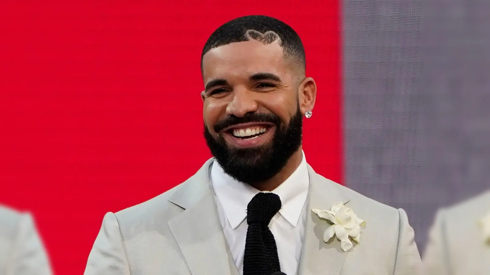 Auch Rapper Drake war auf der Wiesn. (Bild: Chris Pizzello/Invision/AP/dpa)