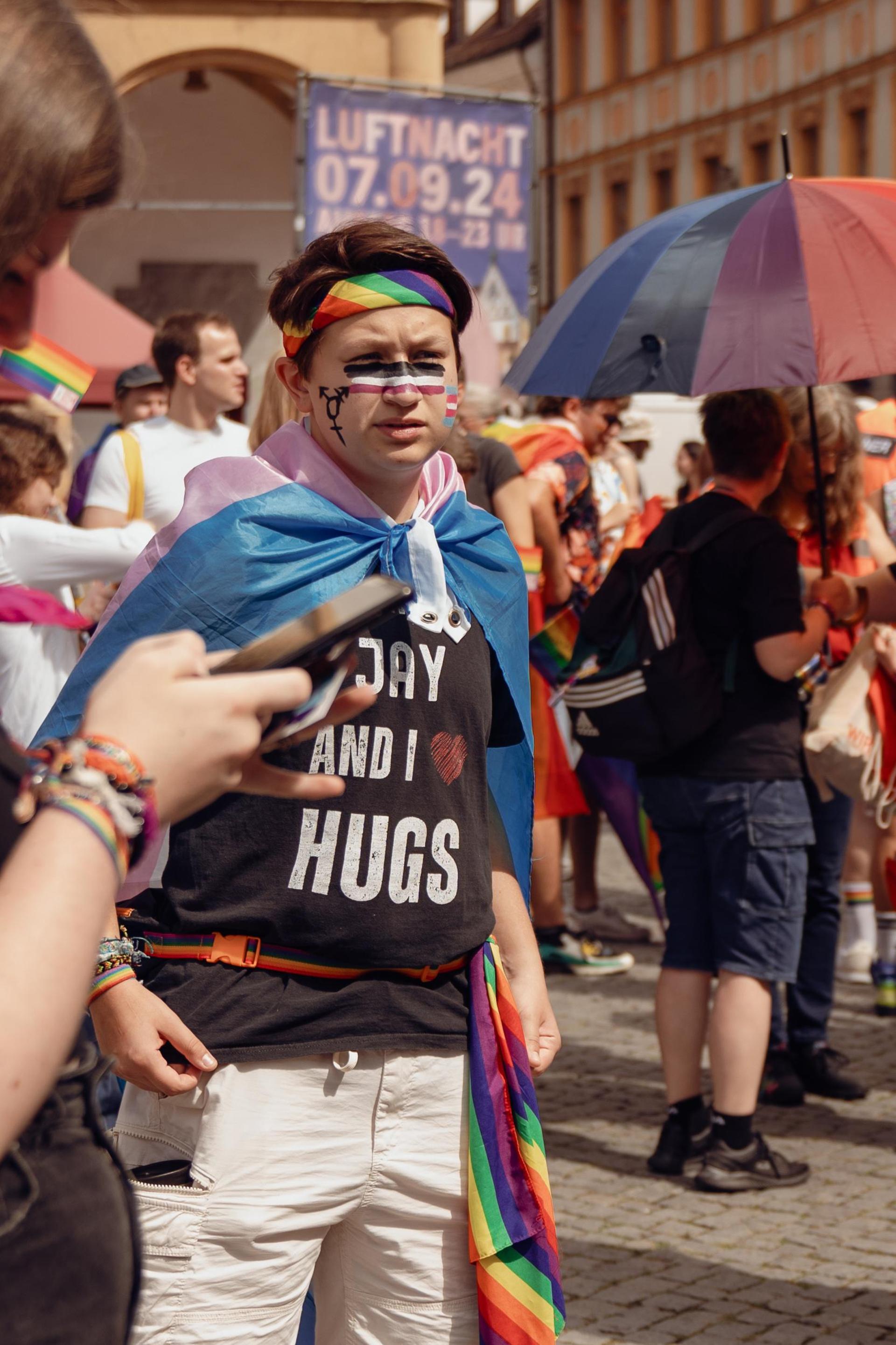 Das war beim Amberger CSD-Demozug am Samstag los. (Bild: Ria Schmidt)