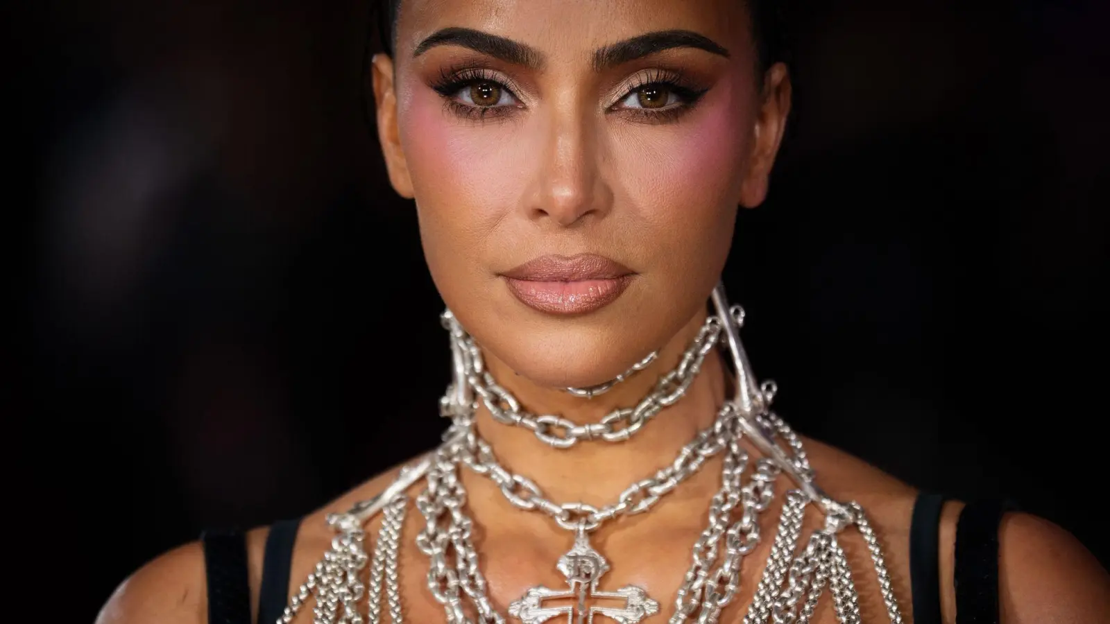 Der Nasa-Chef korrigiert Aussagen von Kim Kardashian. (Archivbild) (Bild: Scott A Garfitt/Invision/AP/dpa)