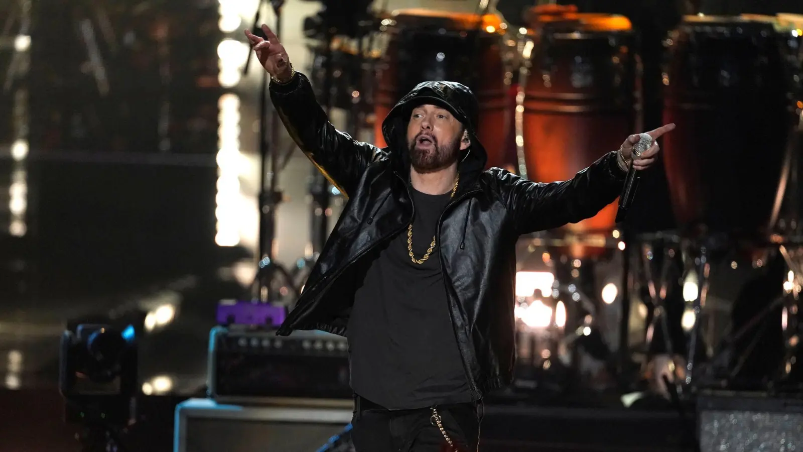 Das letzte Album von US-Rapper Eminem erschien 2020 - kommt 2024 ein neues? (Bild: Chris Pizzello/Invision/AP/dpa)