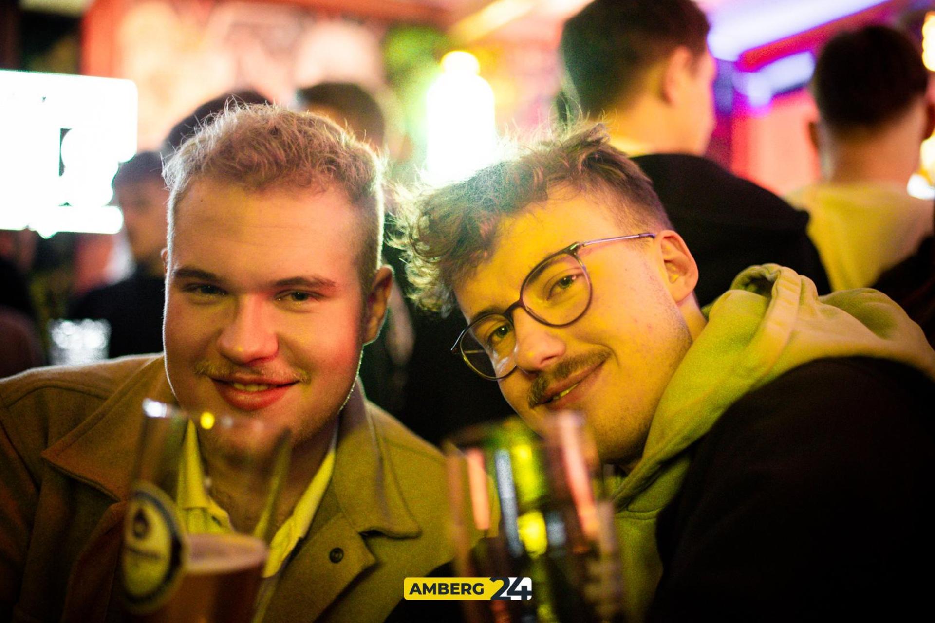 Im „Herzog” in Sulzbach-Rosenberg stieg am Samstag die Hallenmasters Afterparty. (Bild: Julia Bär)