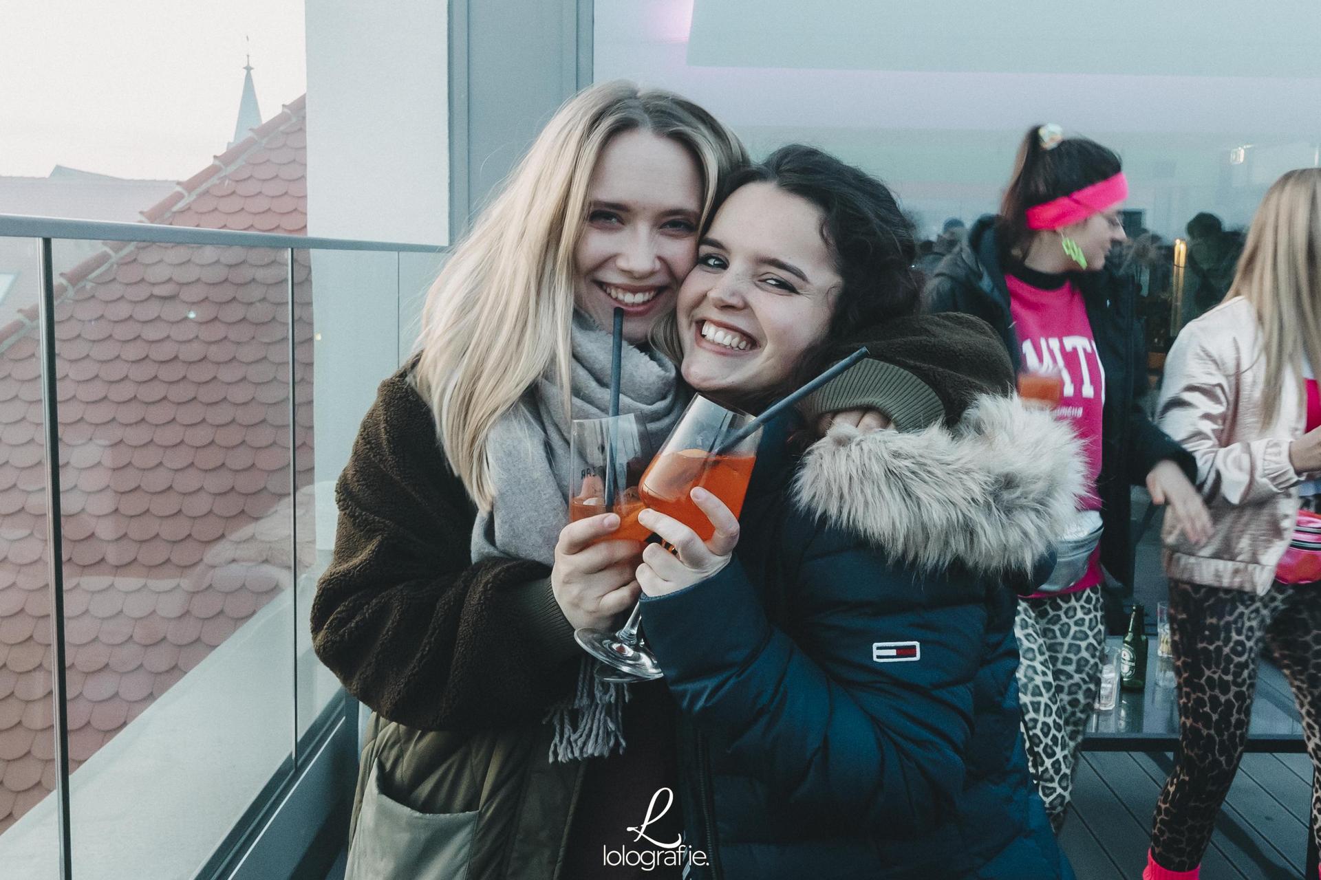 Bad-Taste-Party in der Walküre Skybar in Amberg. (Bild: Leonie Hartung)