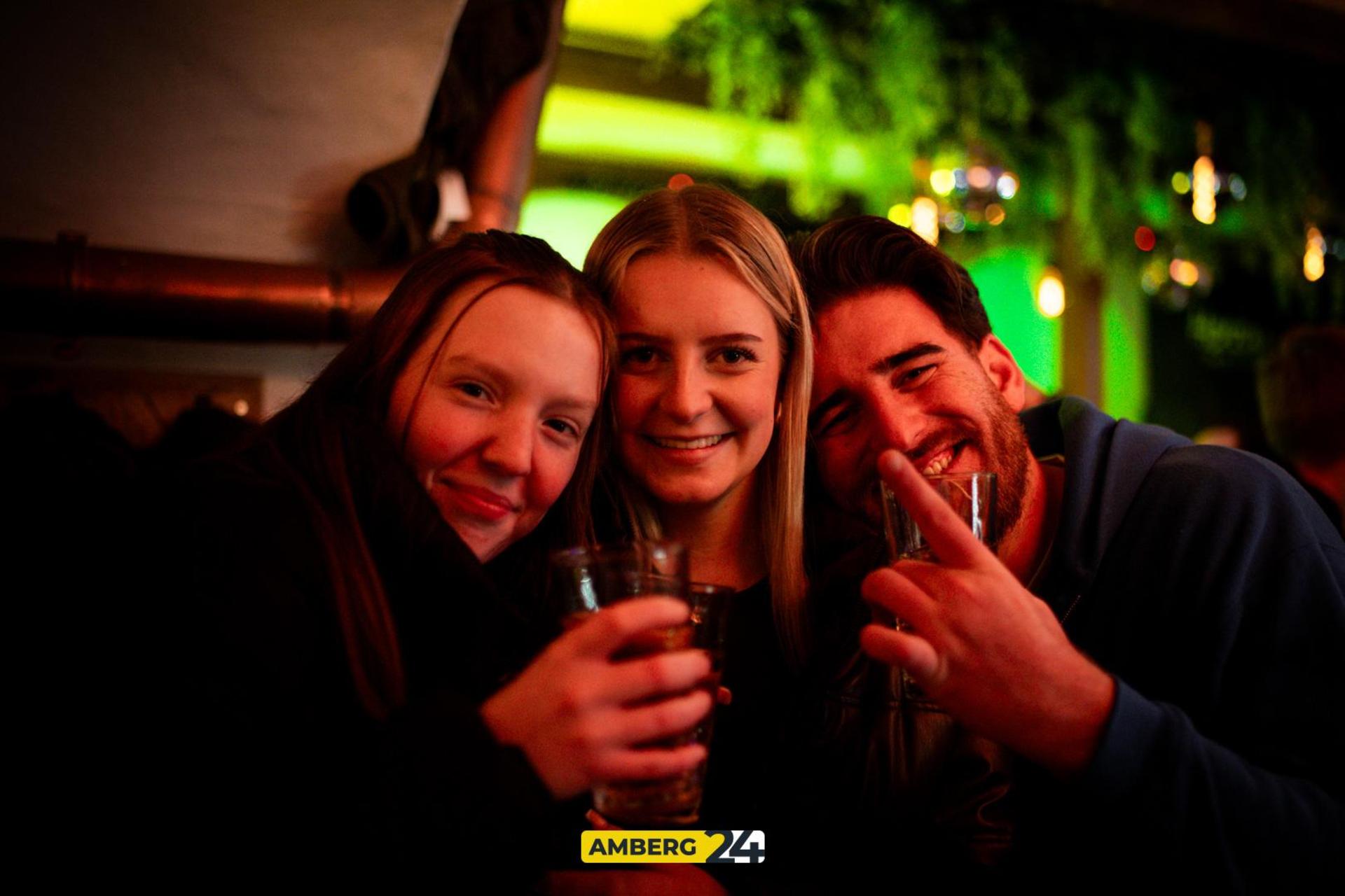 Im „Herzog” in Sulzbach-Rosenberg stieg am Samstag die Hallenmasters Afterparty. (Bild: Julia Bär)