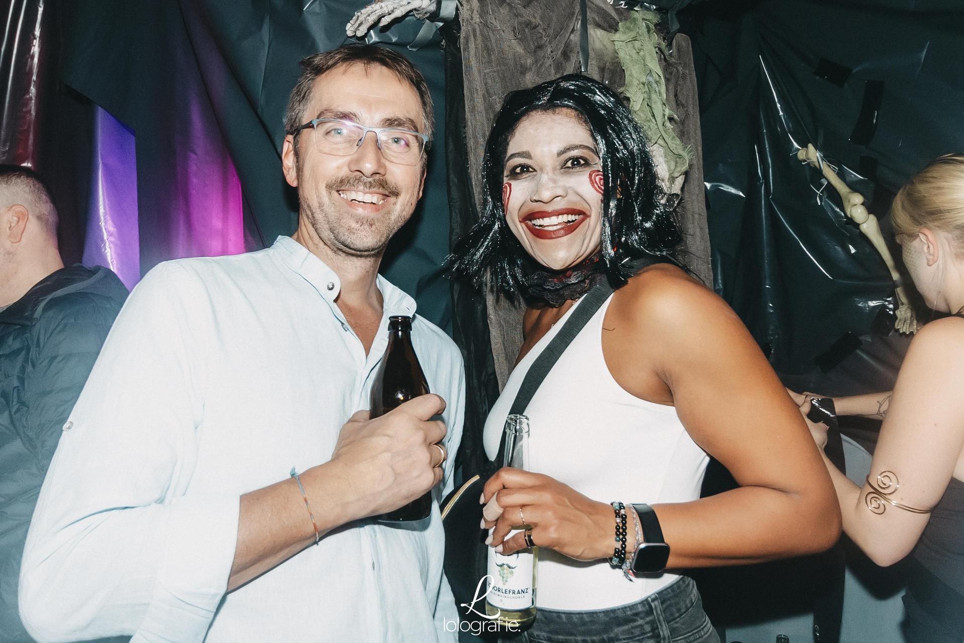 Das Colomba war in der Halloween-Nacht proppenvoll - und geile Verkleidungen gab es auch zu sehen. (Bild: Leonie Hartung)