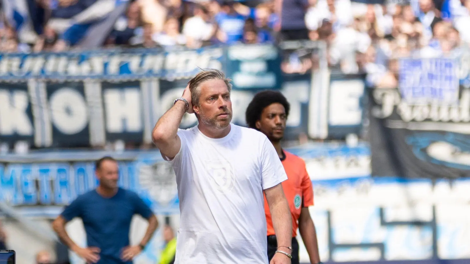 Jahn-Trainer Michael Wimmer hofft auf einen Befreiungsschlag in Ulm. (Bild: Sascha Janne)