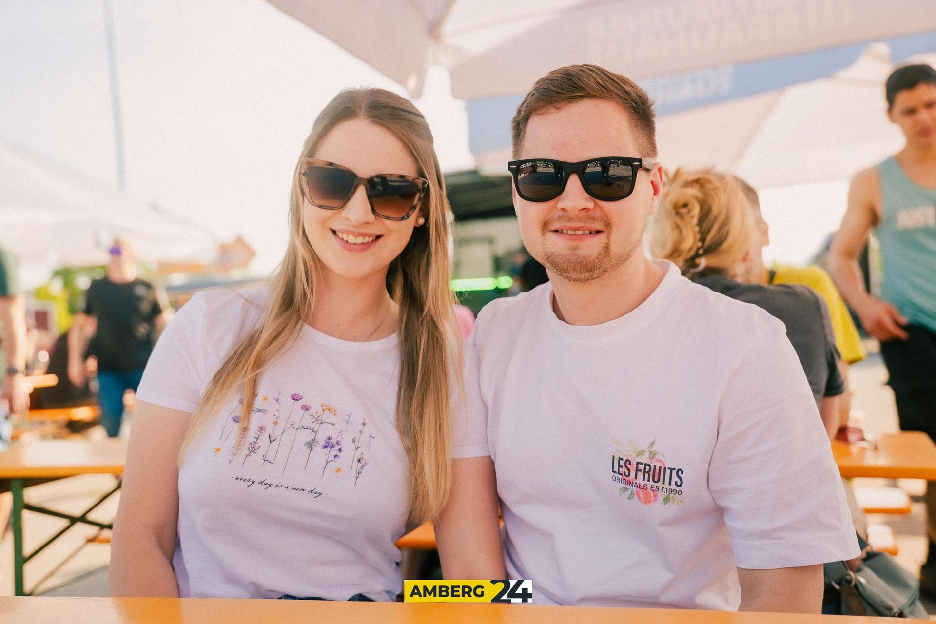 Auf dem Foodtruck-Festival in Amberg war am Freitag einiges los! (Bild: David Mueller)
