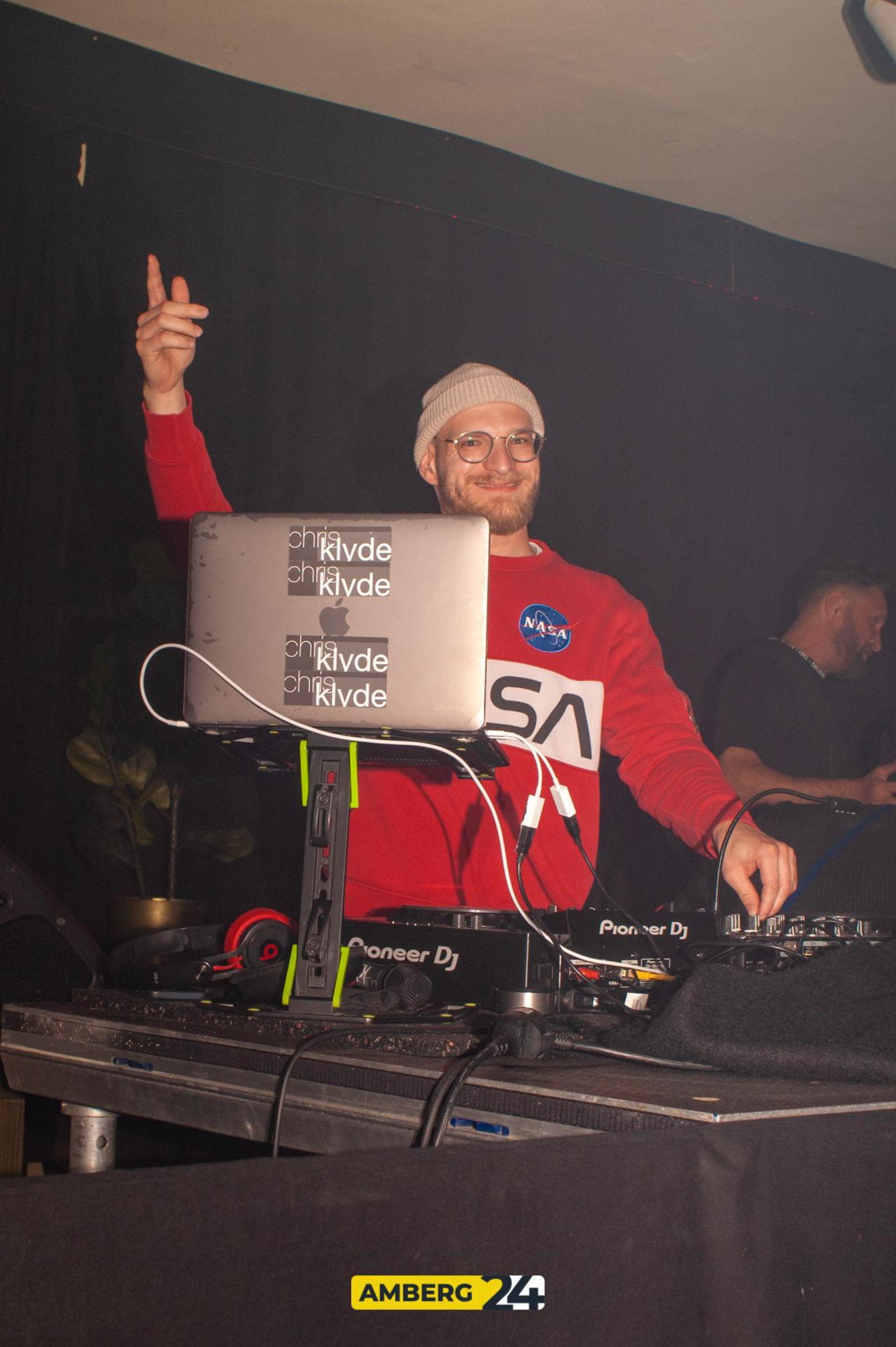 2000er im Casino: Die Fotos vom Sonntag (Bild: Dominik Mark)