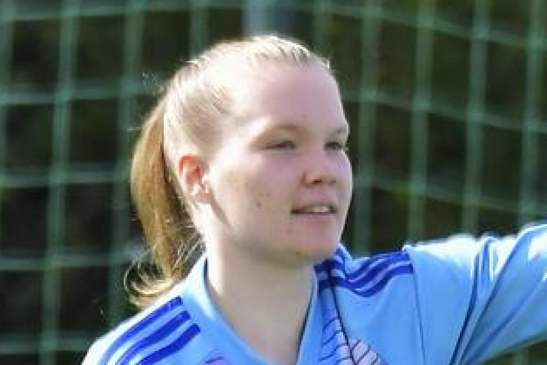 Torhüterin Maya Kroc verhinderte eine deutlichere Niederlage des TSV Theuern. (Bild: Hubert Ziegler)