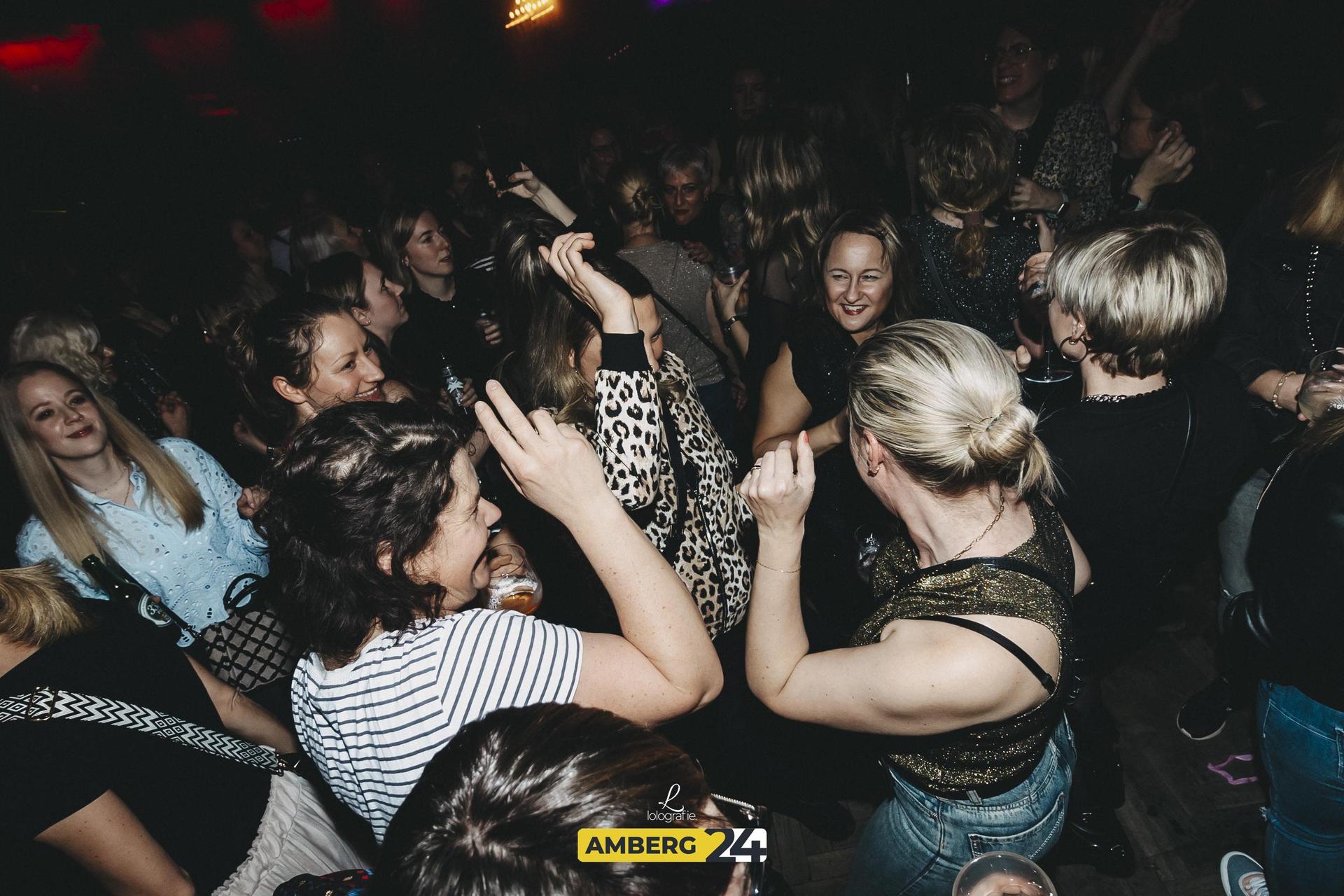 Die Event-Reihe „Mama geht tanzen” machte auch in Amberg Halt. (Bild: Leonie Hartung)