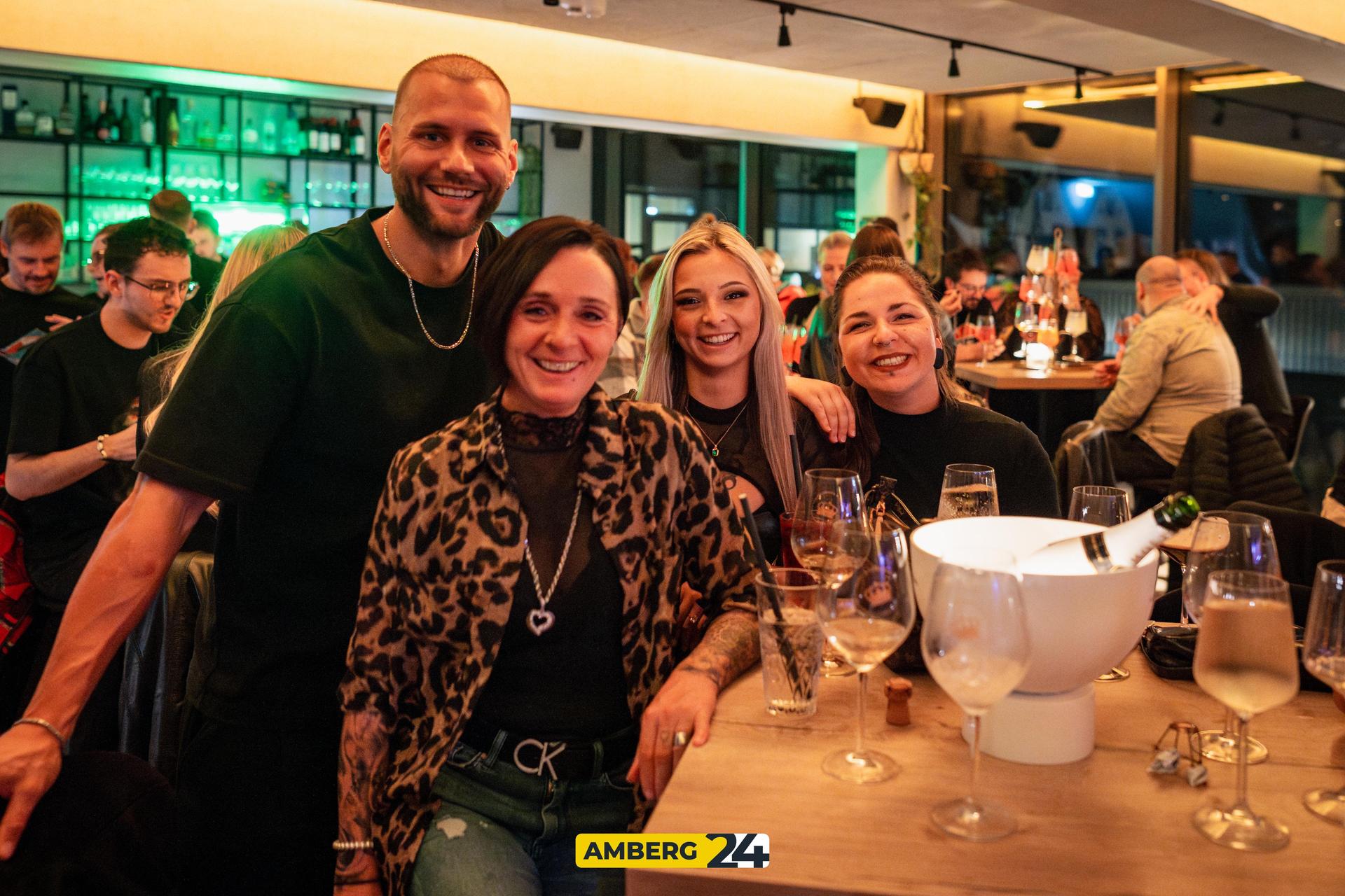 Black-Party in der Walküre Skybar. <br> (Bild: Justus Gregor)