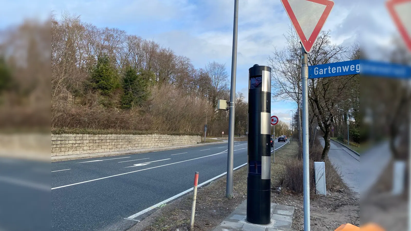 Die drei Raser aus der Oberpfalz wurden von einer Radarfalle erwischt.  (Bild: Deutsche Presse-Agentur)