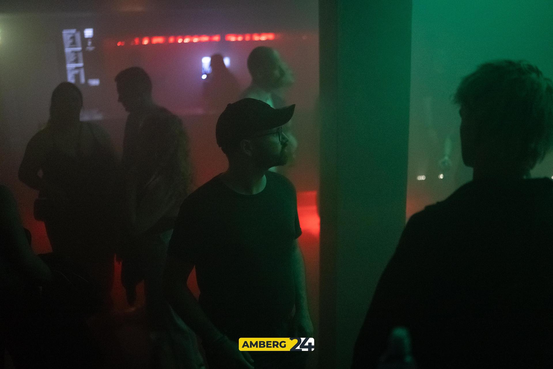 Dark Techno und Electro gab&#39;s am Samstag im Trio Amberg! (Bild: Mario Donhauser)