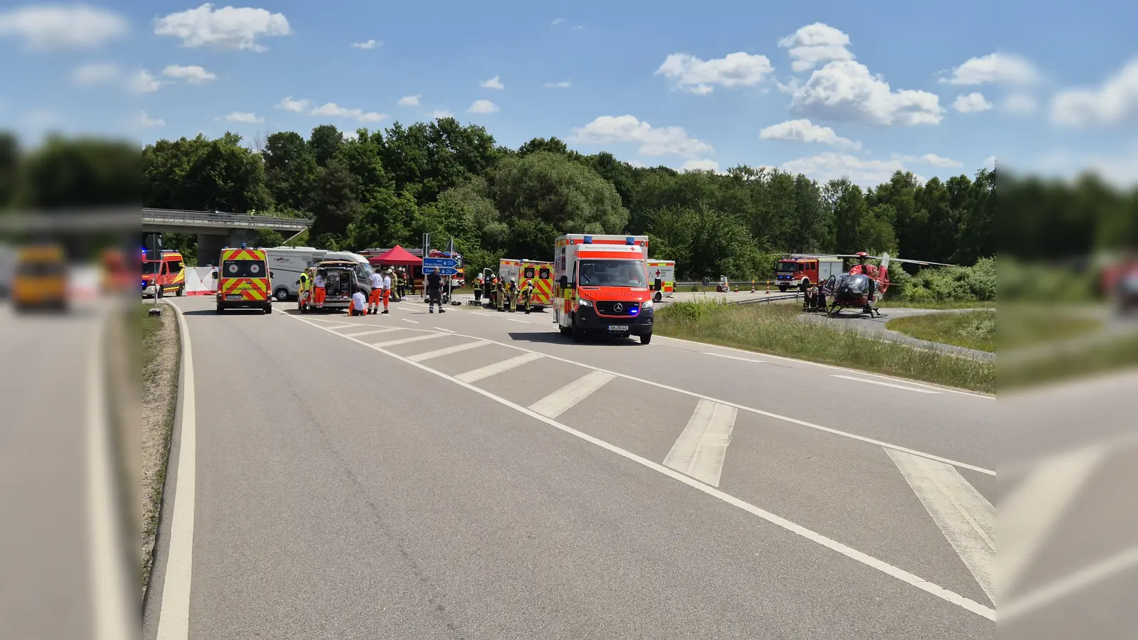 Schwerer Unfall an der B85 bei Schwandorf-Fronberg. (Bild: Hösamer)