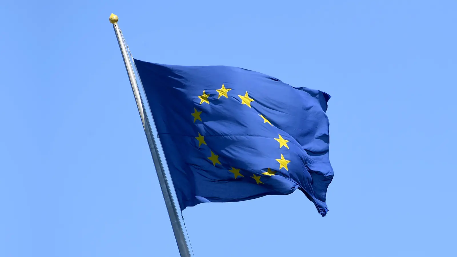 Europa hat gewählt. In Amberg und Amberg-Sulzbach ist die CSU der Gewinner. (Symbolbild: Carsten Rehder/dpa)