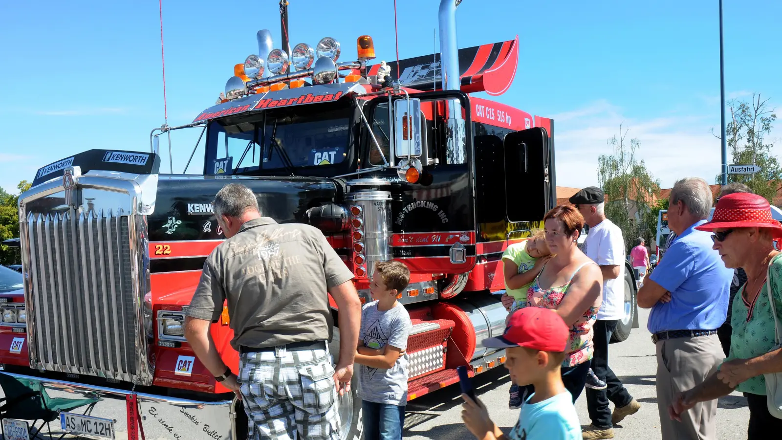 Die Veranstaltung „Motorwelten” fand 2018 auf dem Dultplatz in Amberg statt. Heuer geht es ins ehemalige Landesgartenschaugelände. (Archivbild: Stephan Huber)