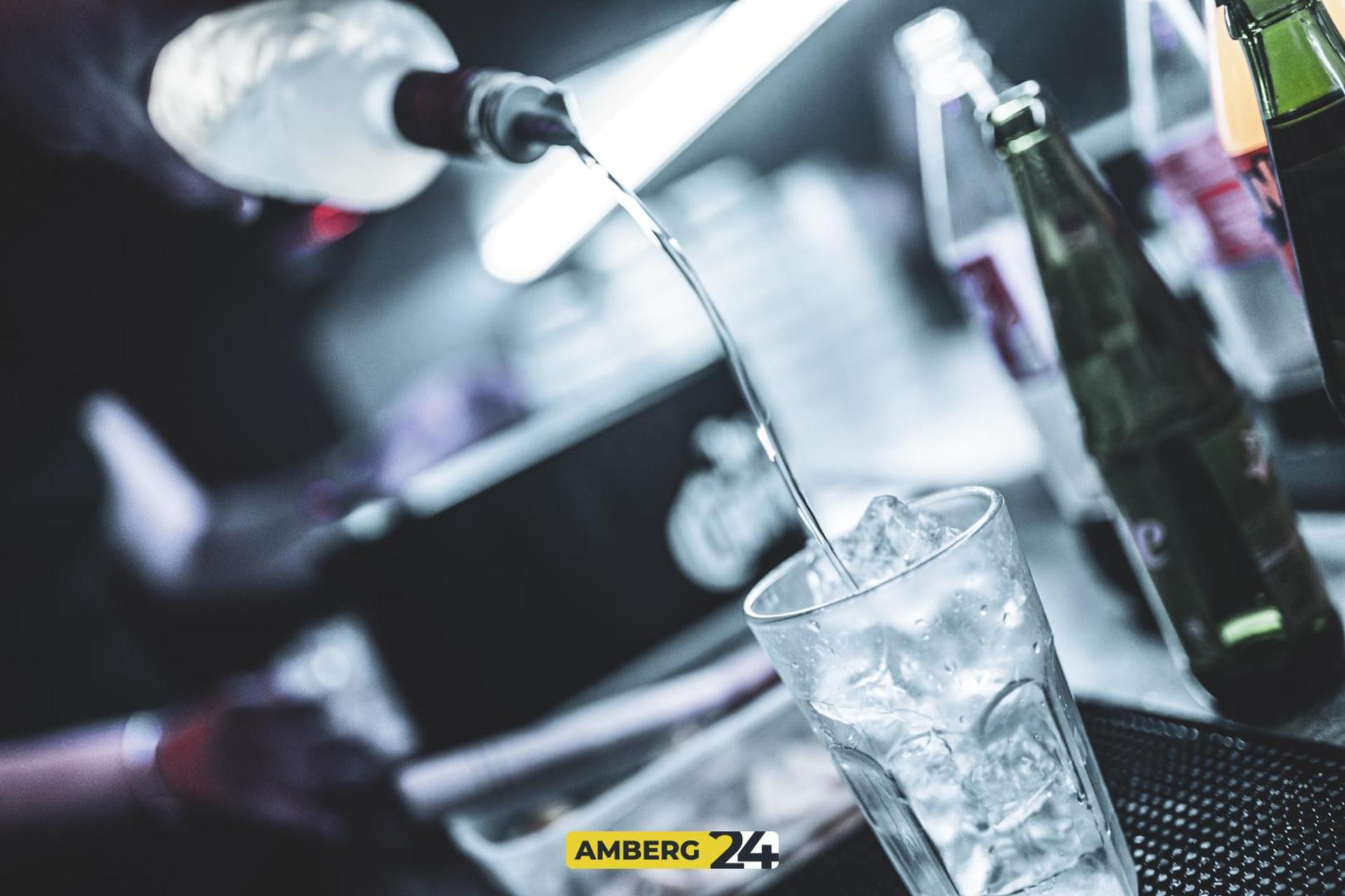 Party am 1. Weihnachtsfeiertag im Happy Rock.  (Bild: Martin Sponsel)