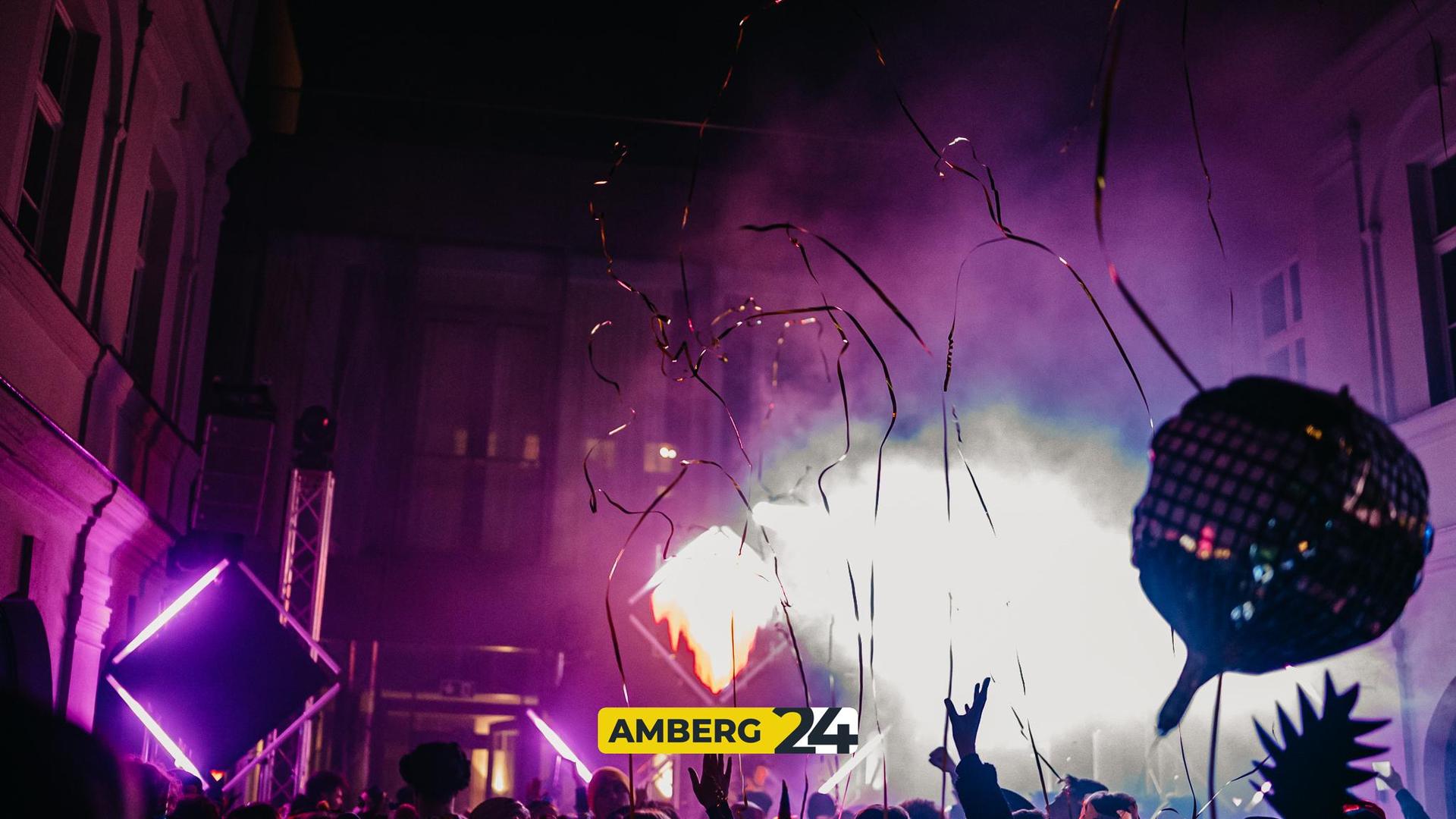 Wie die Hexennacht in den Drei Höfen gefeiert wurde, zeigen die Bilder von Fotograf Mario. (Bild: Mario Donhauser)
