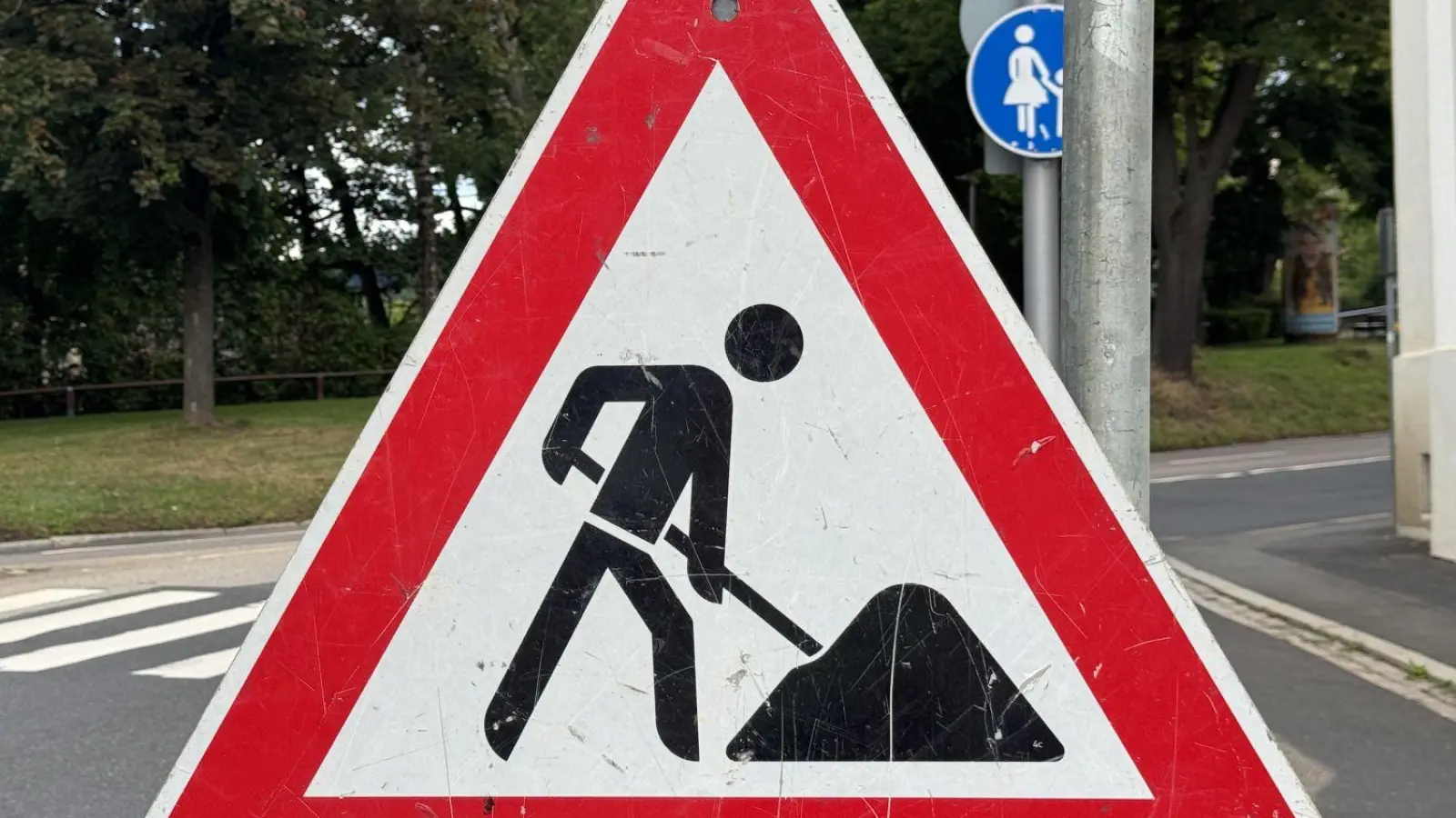 In Amberg stehen Bauarbeiten an.  (Symbolbild: Heike Unger)