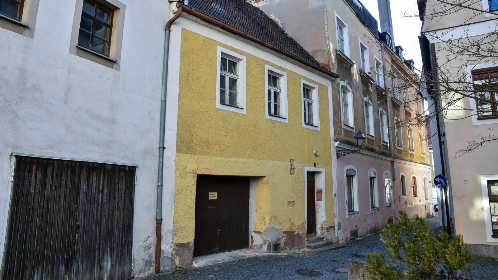 Die öffentlichen Sitzung des Amberger Bauausschusses vom Mittwoch, den 19.02.2025.„Bauvorhaben Sanierung und teilweise Nutzungsänderung der Gebäude Obere Nabburger Straße 21, Haberlochgäßchen 2 und <br>Haberlochgäßchen 4, Abbruch einer Wagenremise und einer Scheune <br>sowie Neubau eines Wohnhauses. (Bild: Stephan Huber)