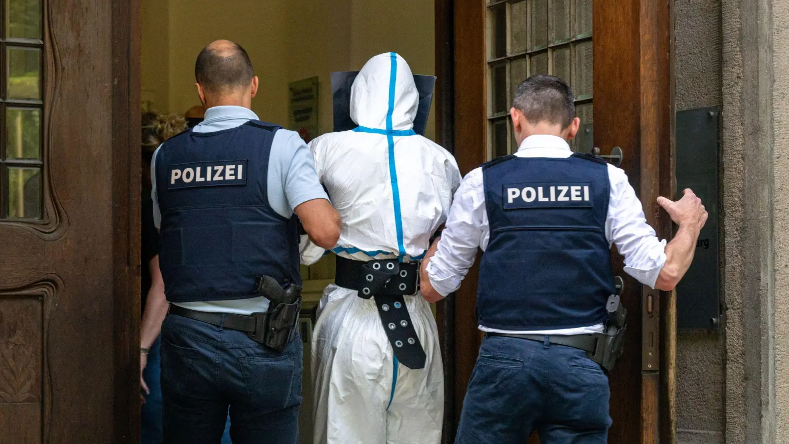 Der 20 Jahre alte Deutsche saß zunächst in Untersuchungshaft. (Archivbild) (Bild: Armin Weigel/dpa)