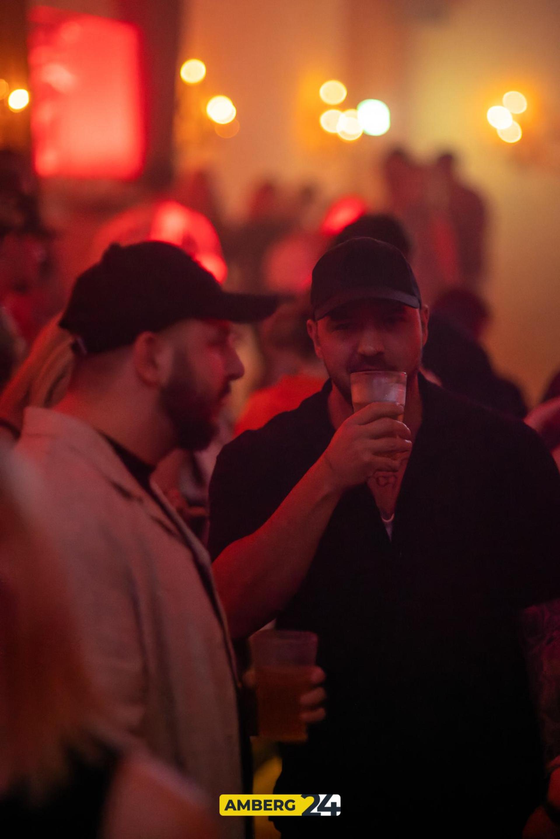 2000er im Casino: Die Fotos vom Sonntag (Bild: Dominik Mark)