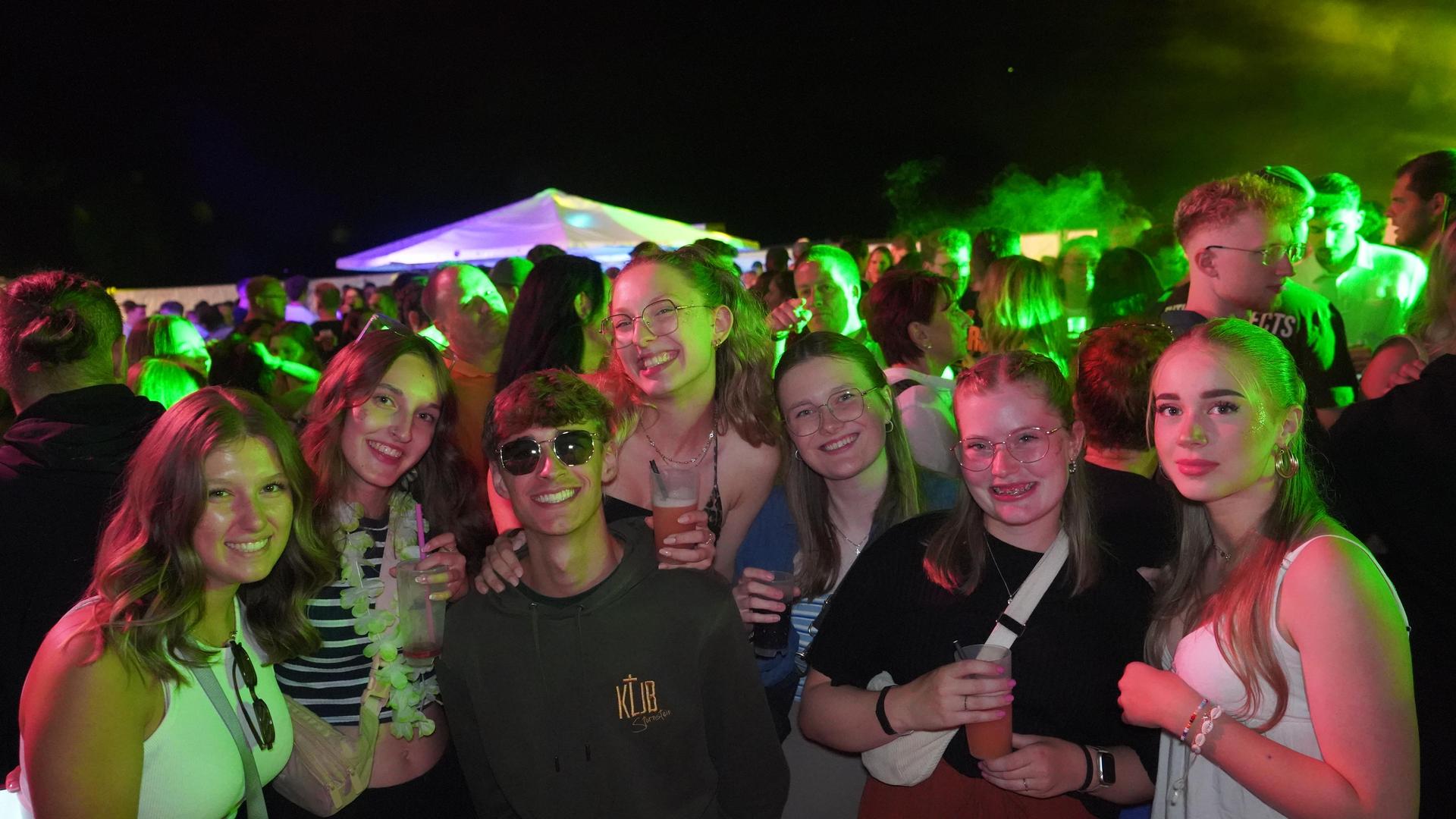 Die „Sandtastic”-Beachparty in Störnstein. (Bild: mcl)